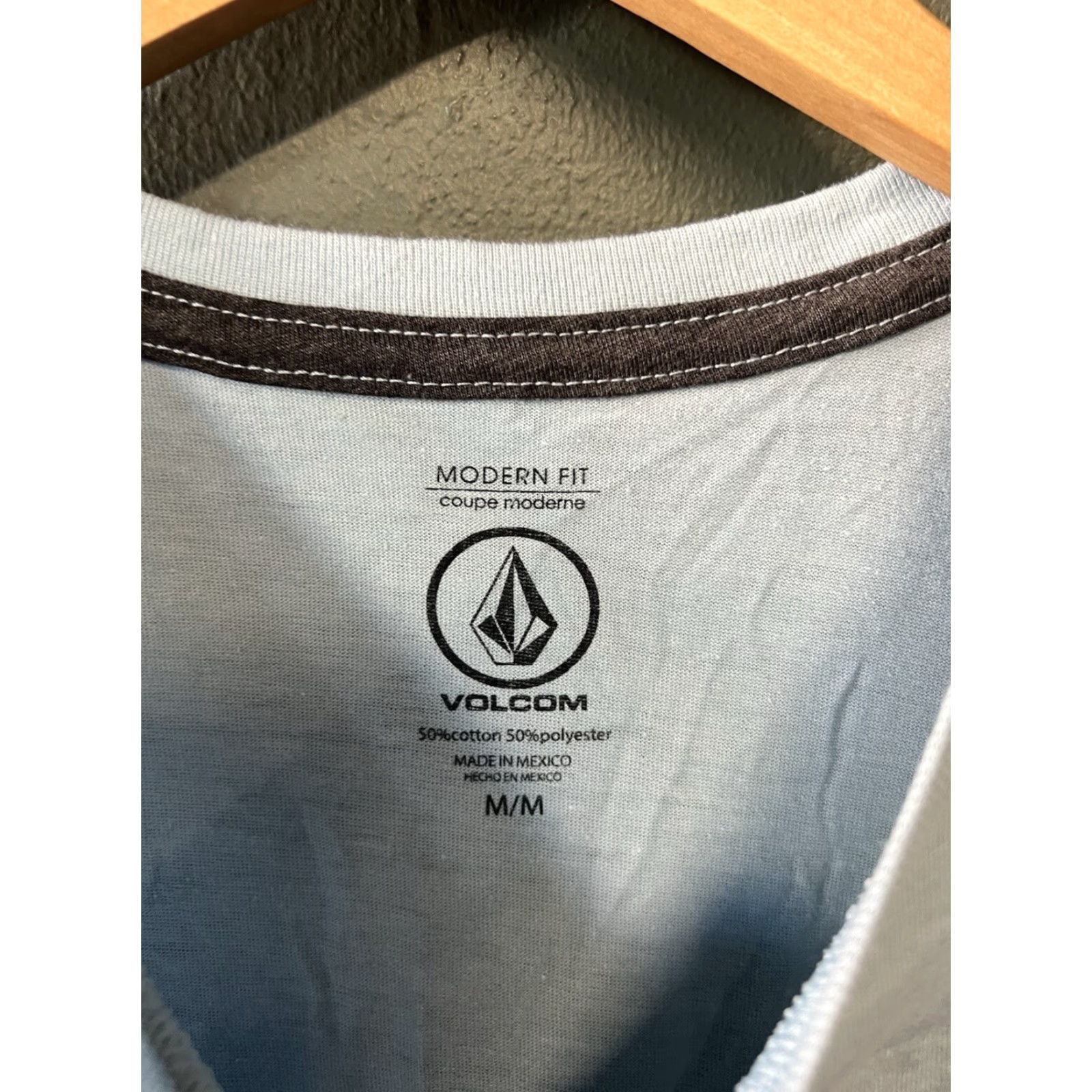 Volcom Volcom Mens T-shirt Short Sleeve Blue Stone Graphic Size Medium NWT Size US M / EU 48-50 / 2 - 3 Thumbnail