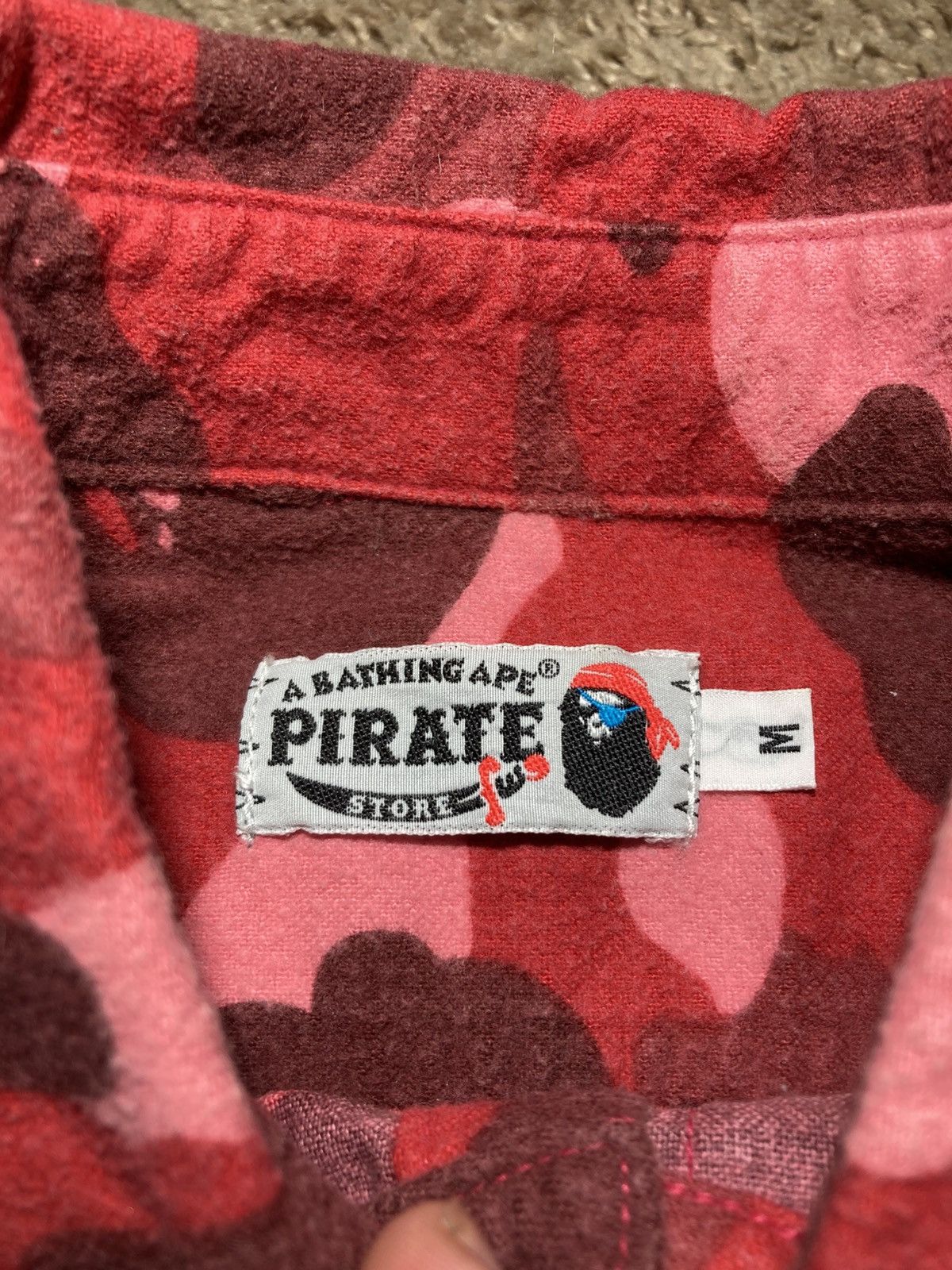 Bape 2010 Bape Red Full Camo Button Up Pirate Nigo OG Size US M / EU 48-50 / 2 - 7 Thumbnail