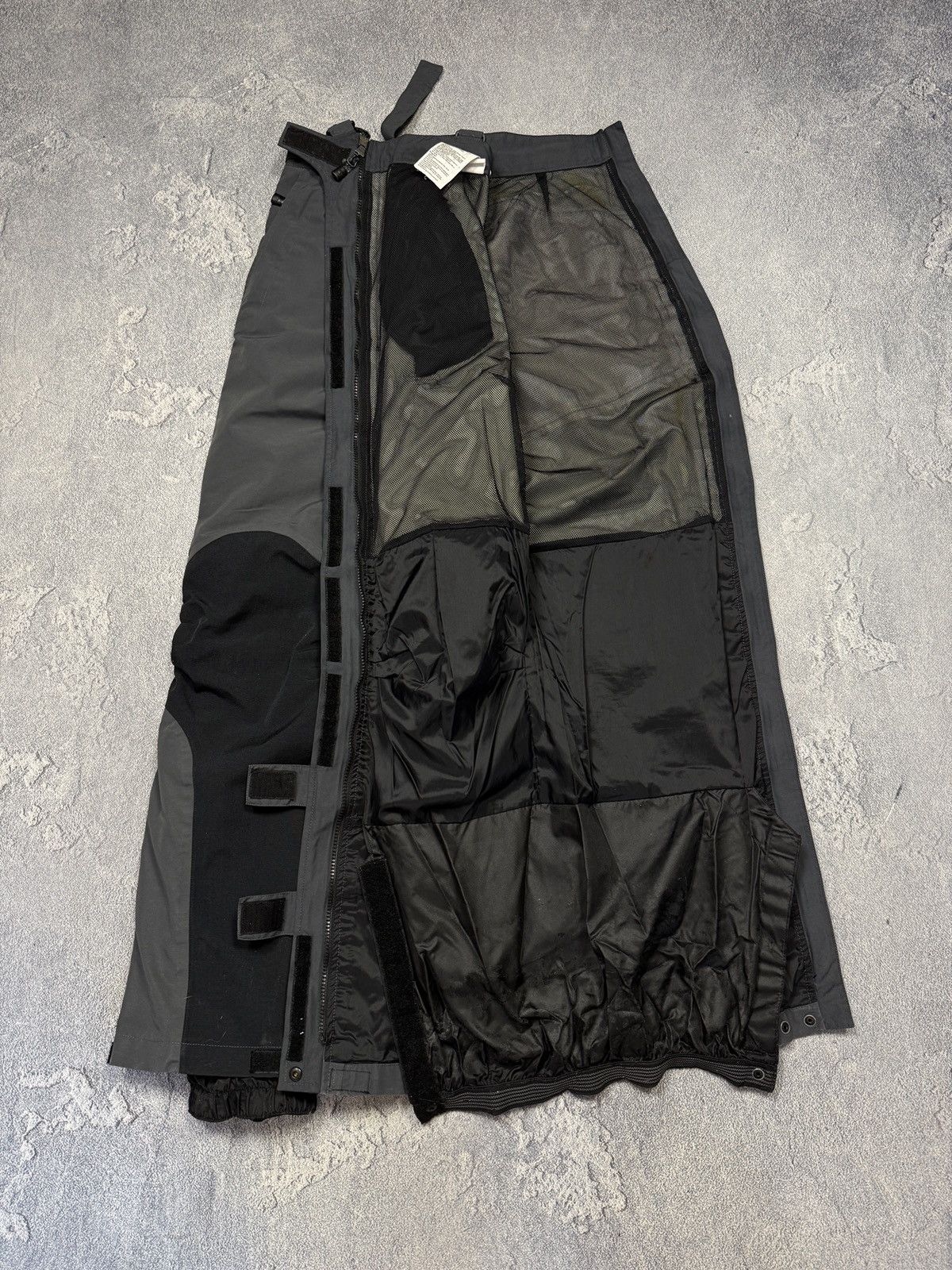 Mammut Vintage Mammut Extreme Gore Tex Ski Pants Overalls Japan Y2K Size US 32 / EU 48 - 17 Thumbnail