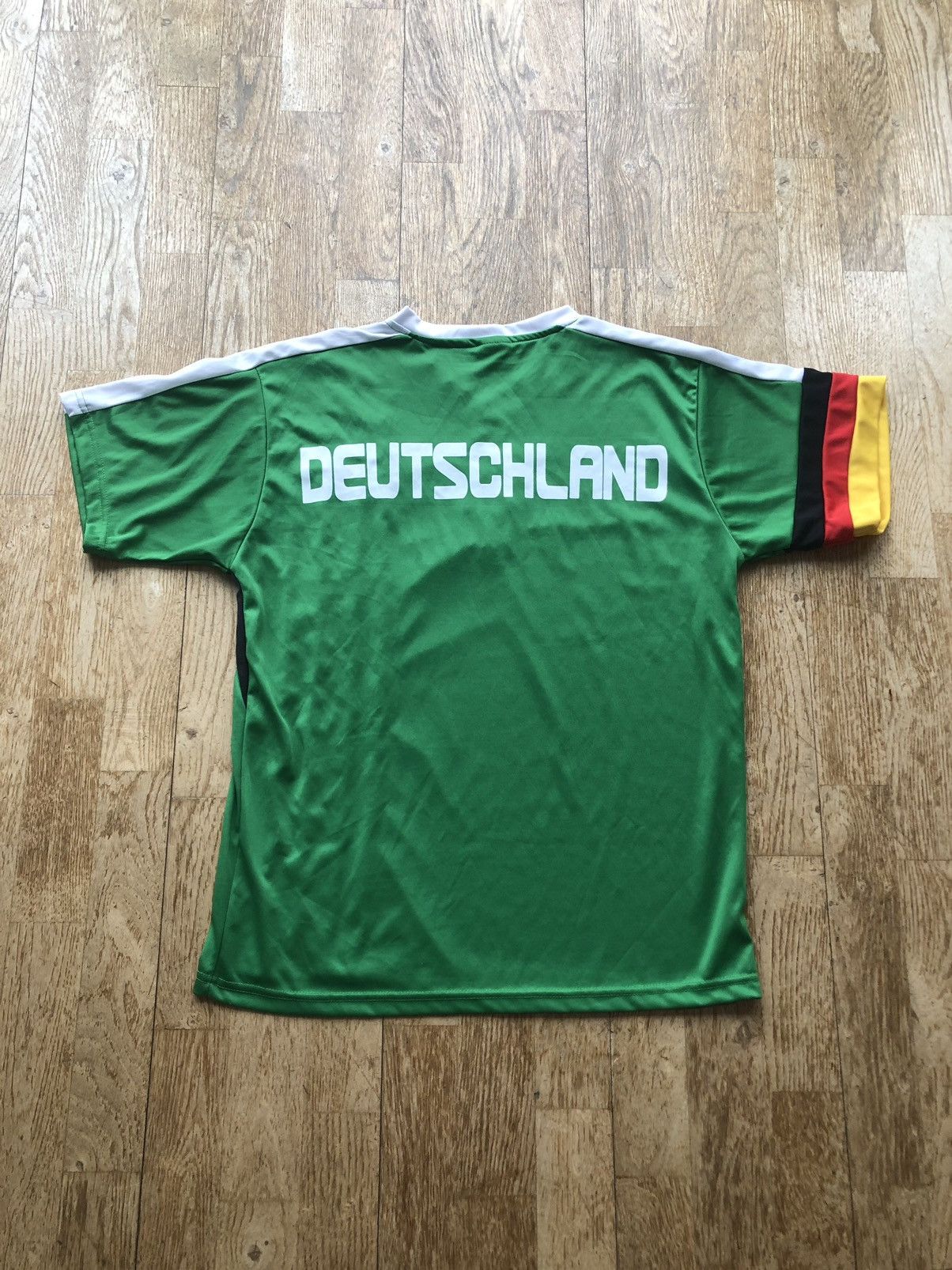 Vintage RARE VINTAGE GERMANY FOOTBALL NATIONAL SOCCER JERSEY Size US S / EU 44-46 / 1 - 2 Thumbnail