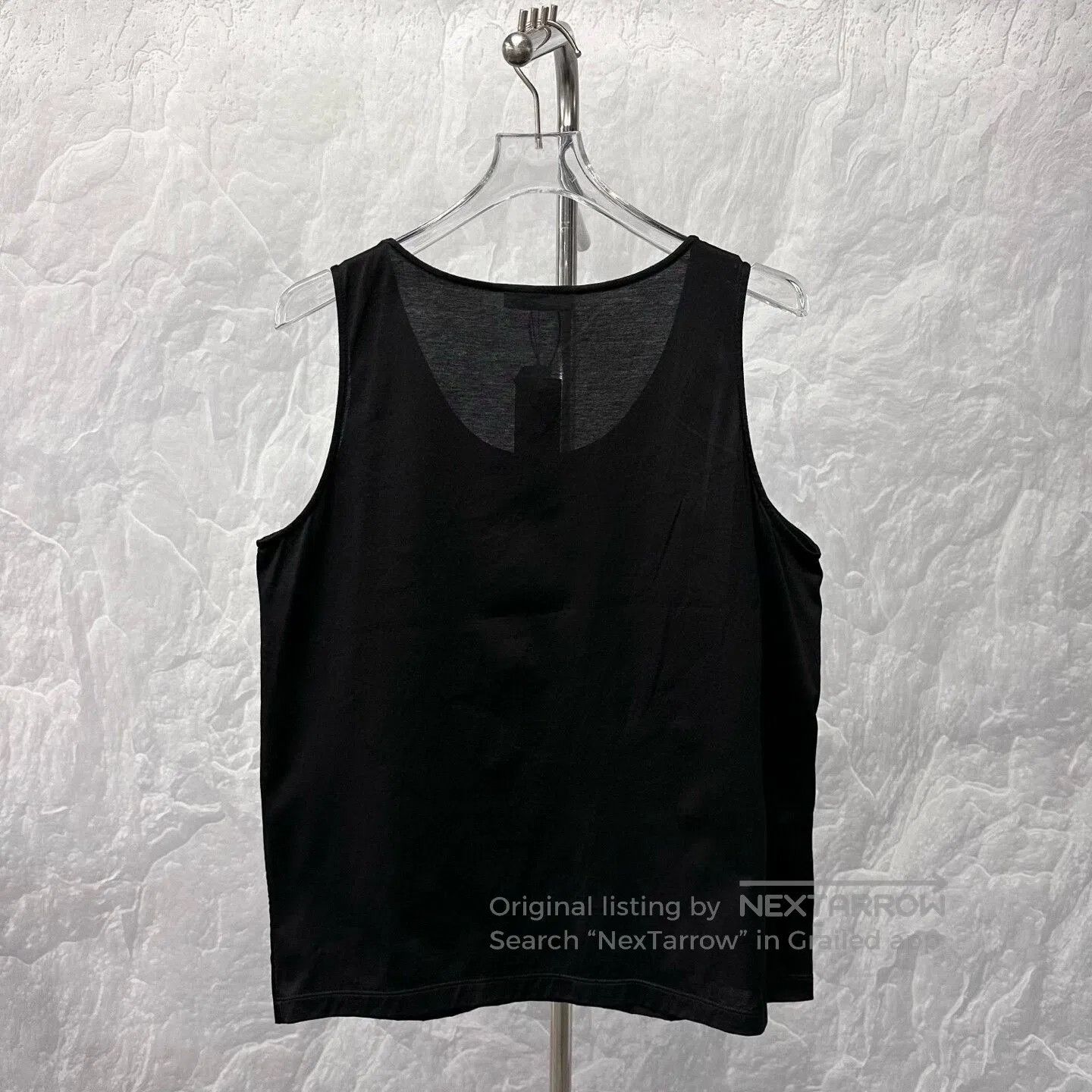 Prada prada sleeveless top with metal triangle logo. Size S / US 4 / IT 40 - 3 Thumbnail