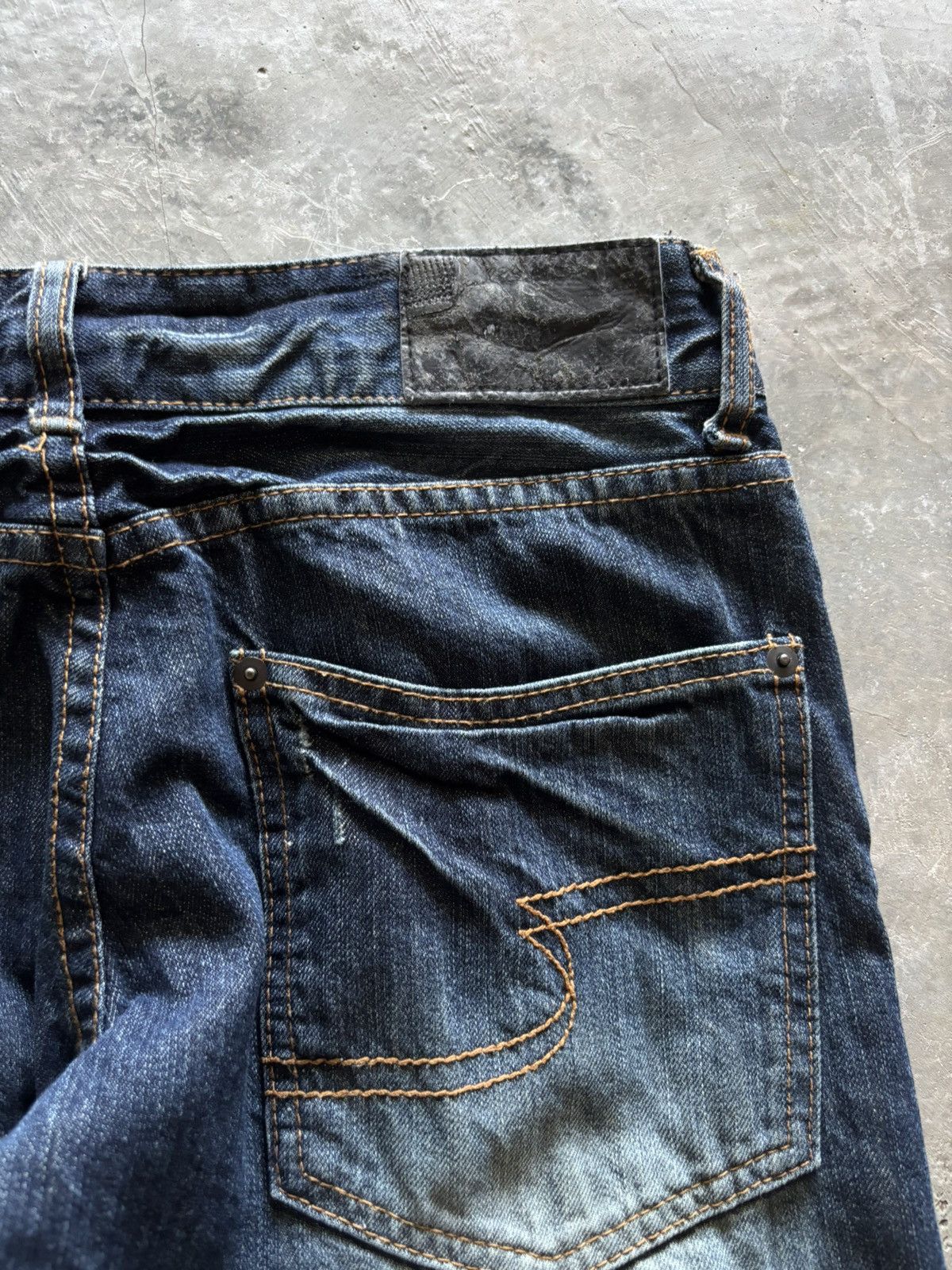 semanticdesign SEMANTIC DESIGN x DISNEY mickey whiskered wash japanese Size US 32 / EU 48 - 19 Thumbnail