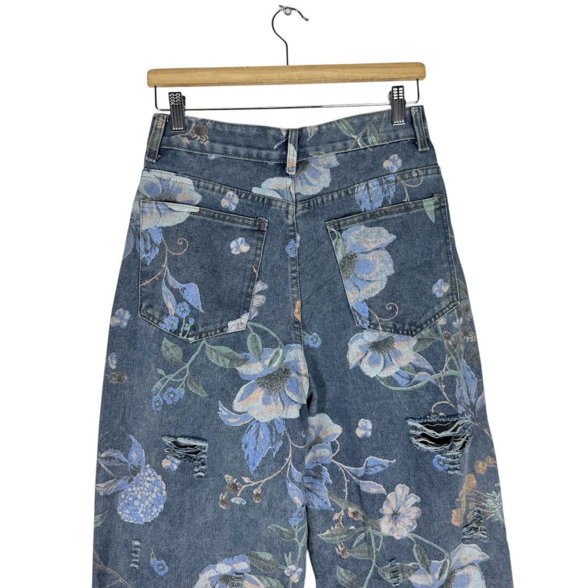 Japanese Brand ☀️HIGH WAISTED FLORAL DISTRESSED BAGGY JEANS Size US 30 / EU 46 - 9 Thumbnail