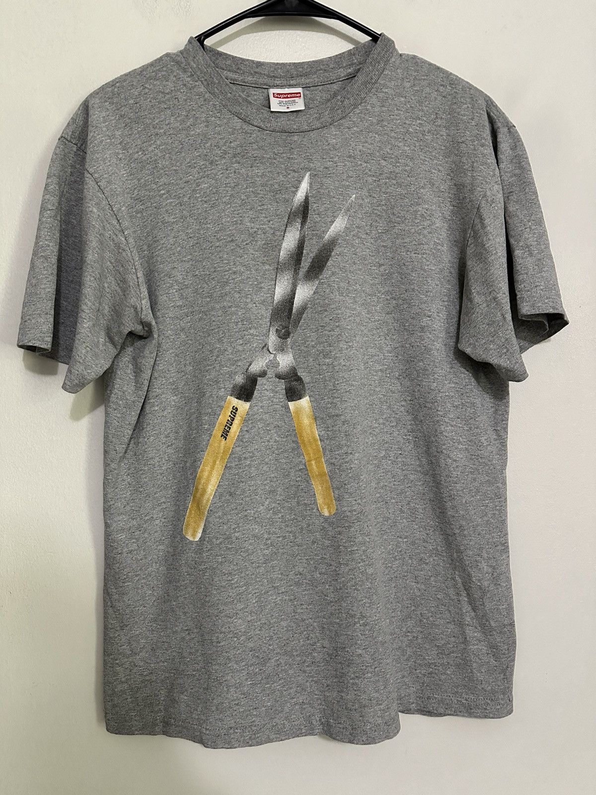 Supreme Supreme Shears Tee Size US S / EU 44-46 / 1 - 1 Thumbnail