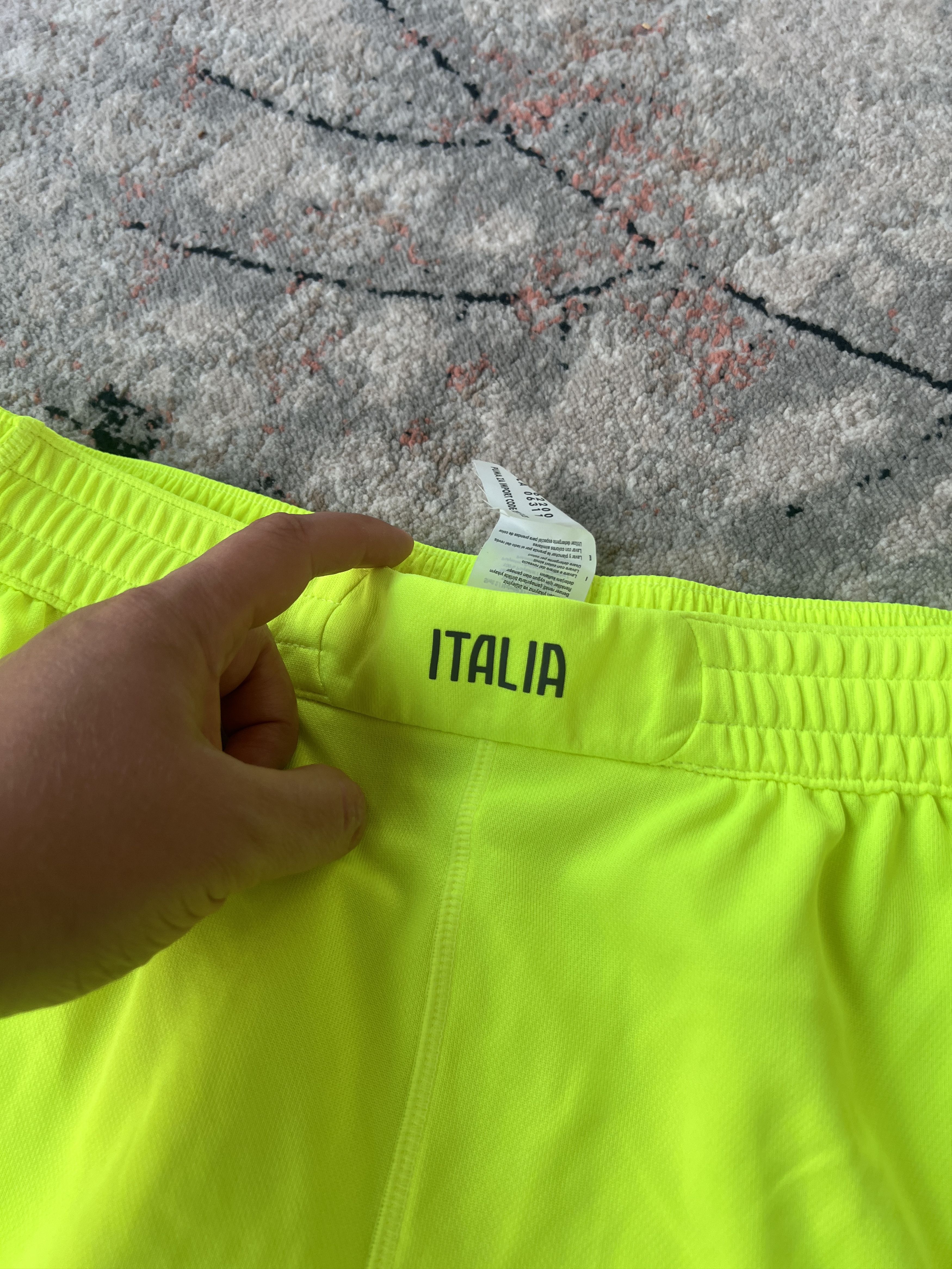 Puma Puma Italia 12 Football Jersey Size US 34 / EU 50 - 3 Thumbnail