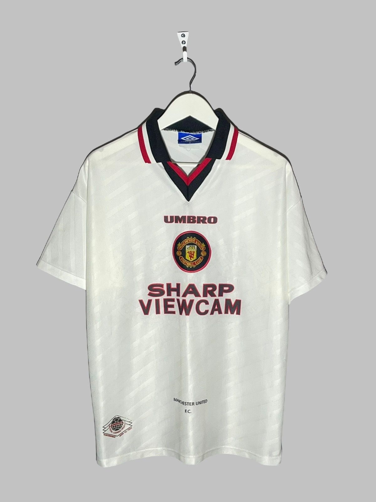 Umbro × Vintage Manchester United Umbro 1996/97 Away Vintage Football Shirt Size US M / EU 48-50 / 2 - 1 Thumbnail