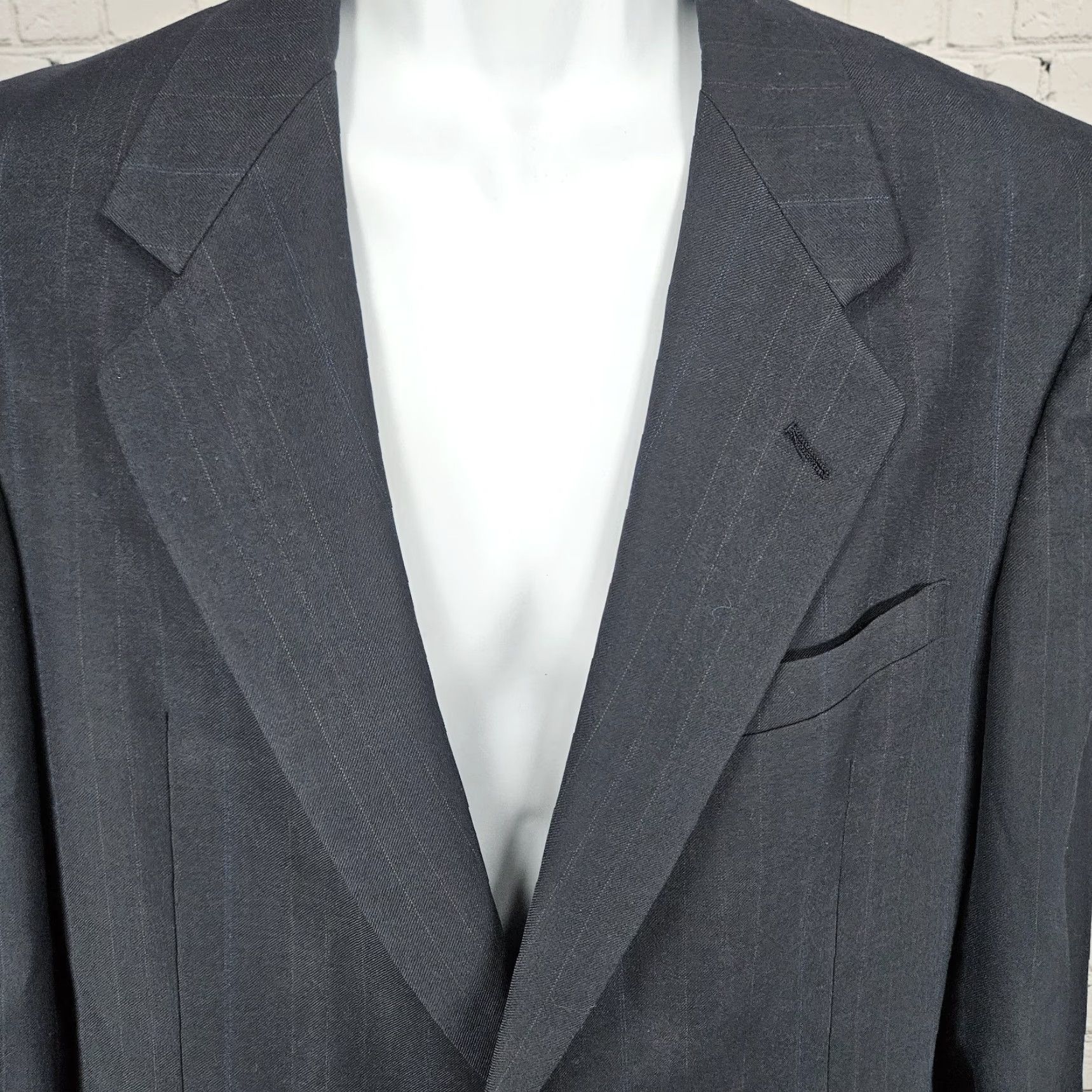 Vintage VTG Colours By Alexander Julian Navy Pinstriped Suit 2 Button Notch USA 40 33x32 Shirt Size 40R - 7 Thumbnail