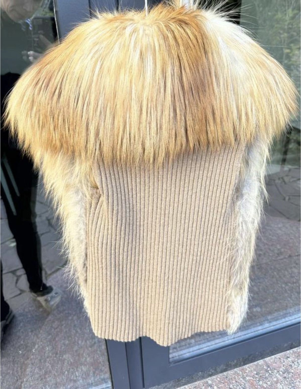 Gucci GUCCI by Frida Giannini FW2010 Fox Fur Knitted Vest Cardigan Size S / US 4 / IT 40 - 2 Thumbnail
