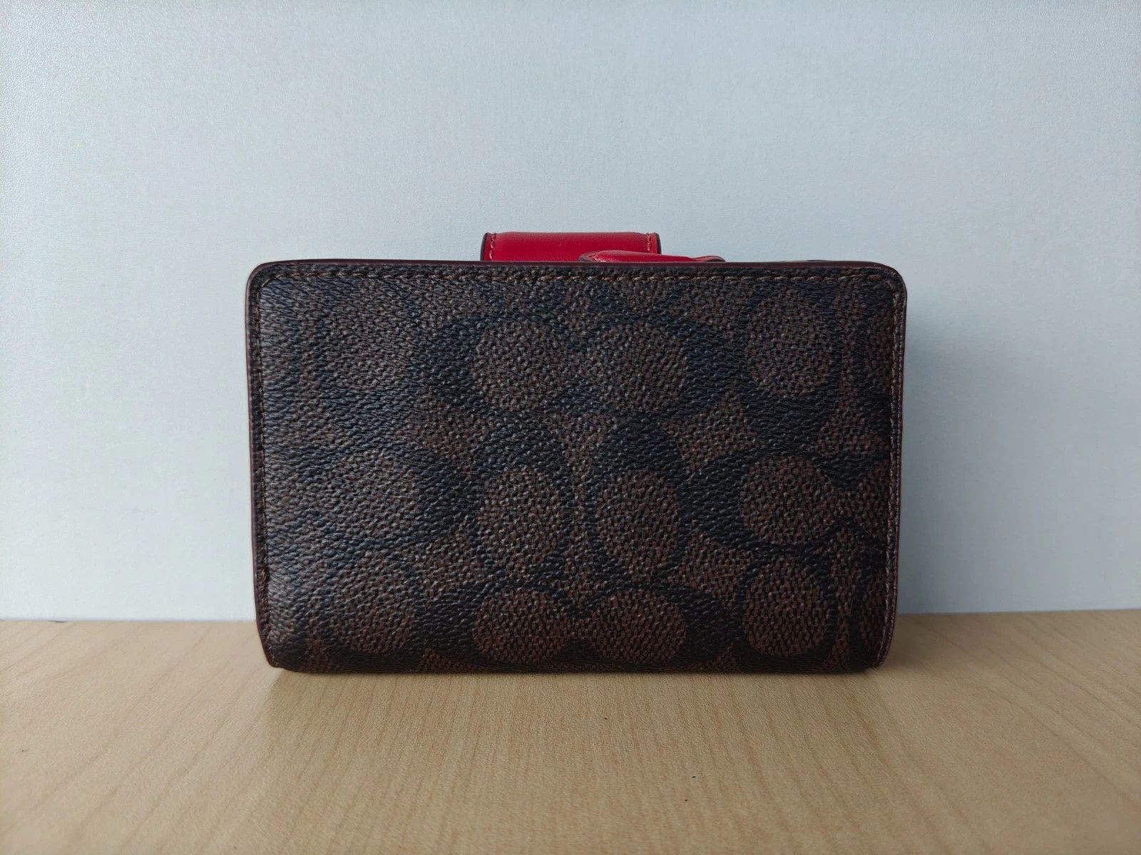 Coach Coach Medium Corner Zip Wallet In Signature T/1007 Size ONE SIZE - 4 Thumbnail