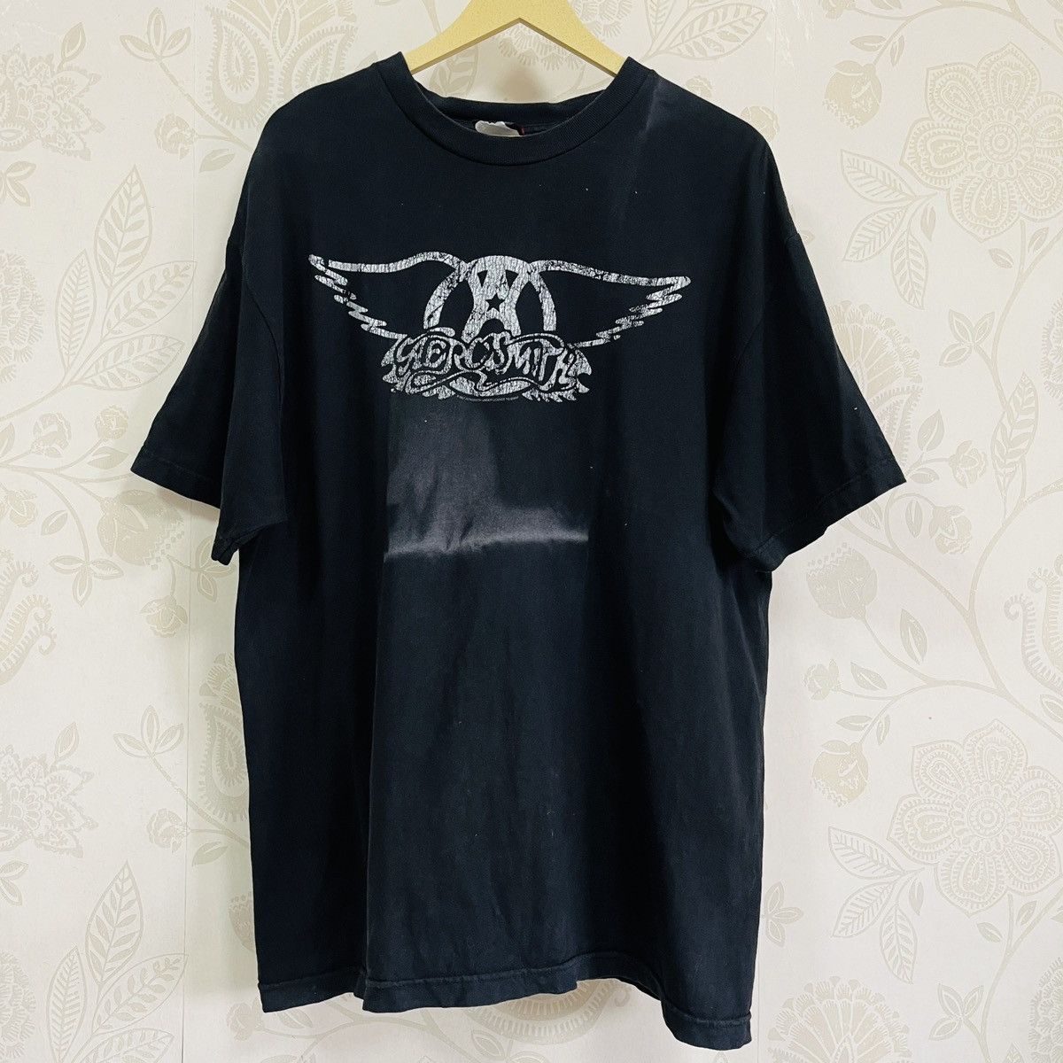 Aerosmith × Giant × Vintage Faded Aerosmith Rock Band TShirt Copyright 2001 Size US XL / EU 56 / 4 - 1 Thumbnail