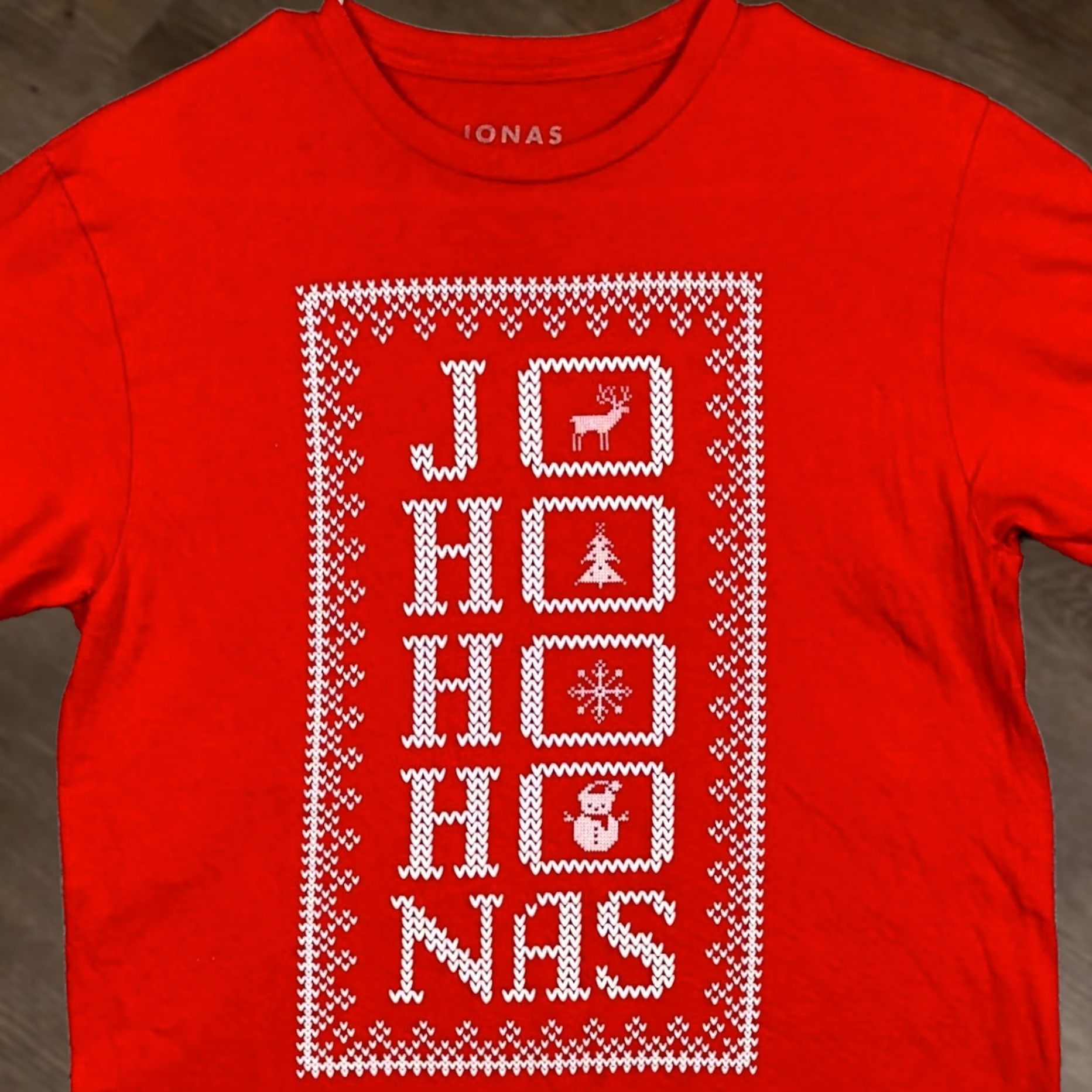 Vintage Jonas Brothers Mens Medium T-Shirt Graphic Print Red Christmas Crew Neck Short Sleeve Holiday Logo 2020s Size US M / EU 48-50 / 2 - 1 Thumbnail