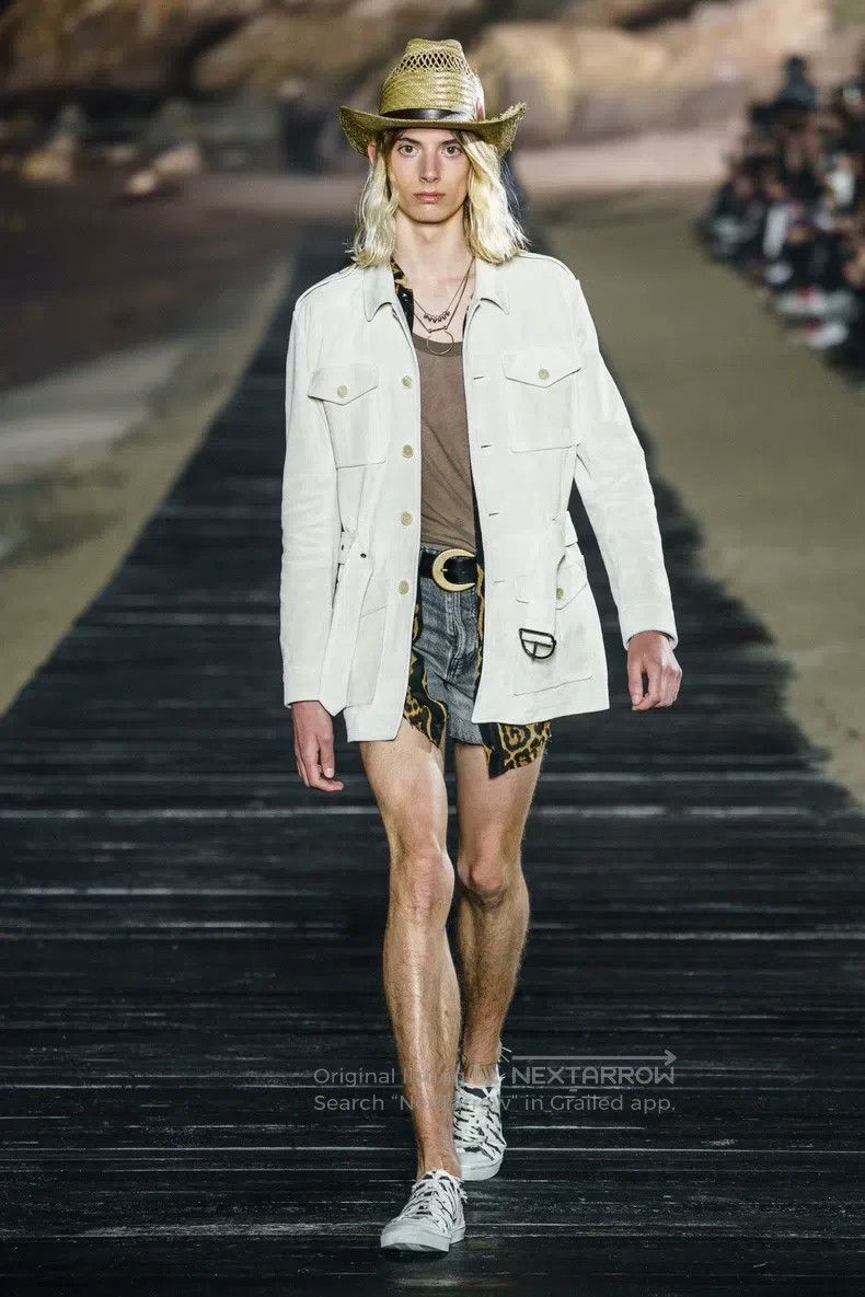 Saint Laurent Paris Saint Laurent Paris Beige distressed suede hunting jacket Size US S / EU 44-46 / 1 - 8 Thumbnail