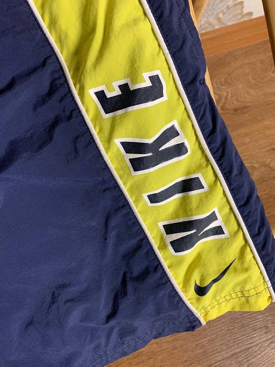Nike VERY RARE NIKE NYLON RETRO SHORTS BIG LOGO SWOOSH Y2K 90s Size US 35 - 8 Thumbnail