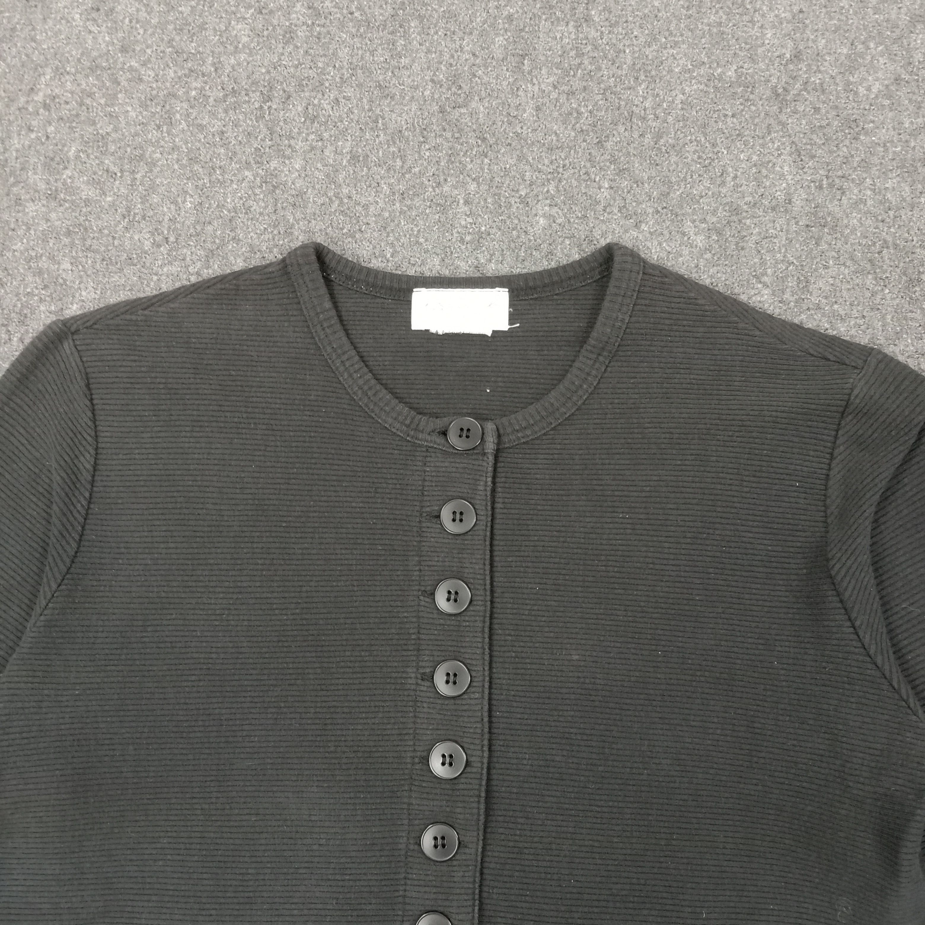 agnes b. Agnes B. Designer Brand Tshirt C239N16 Size S / US 4 / IT 40 - 2 Thumbnail