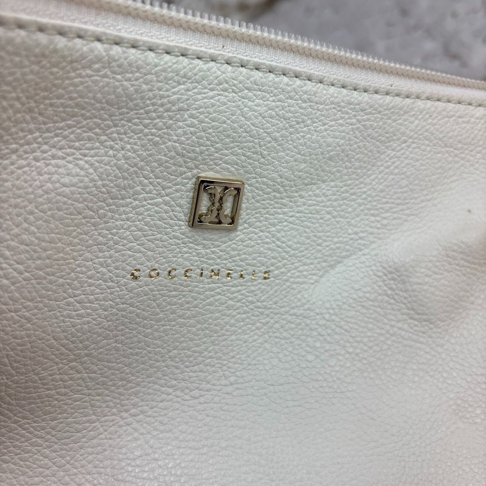 Other Coccinelle White Leather Crossbody Sling Bag w/ Gold Hardwar Size ONE SIZE - 3 Thumbnail