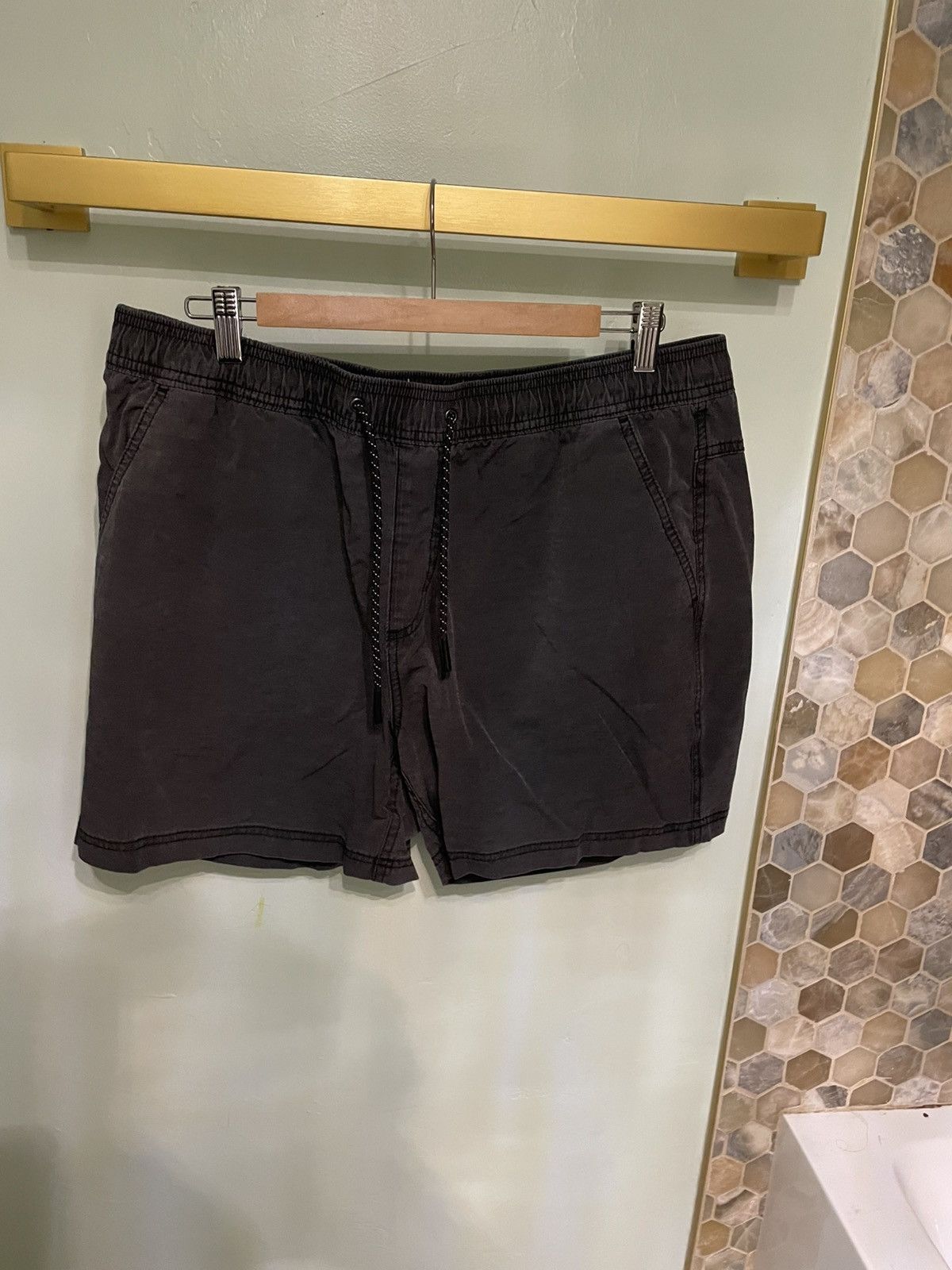 Other Lightweight Breezy Athletic Shorts Size US 36 / EU 52 - 4 Thumbnail