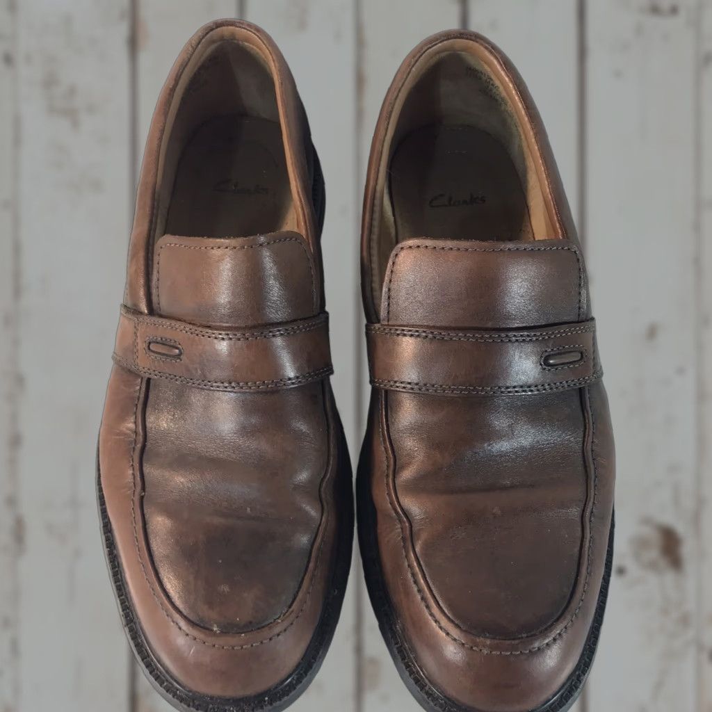Clarks Vintage-free Clarks Leather Loafers Mens Size 8M Brown Slip-On Casual Shoes Size US 8 / EU 41 - 1 Thumbnail