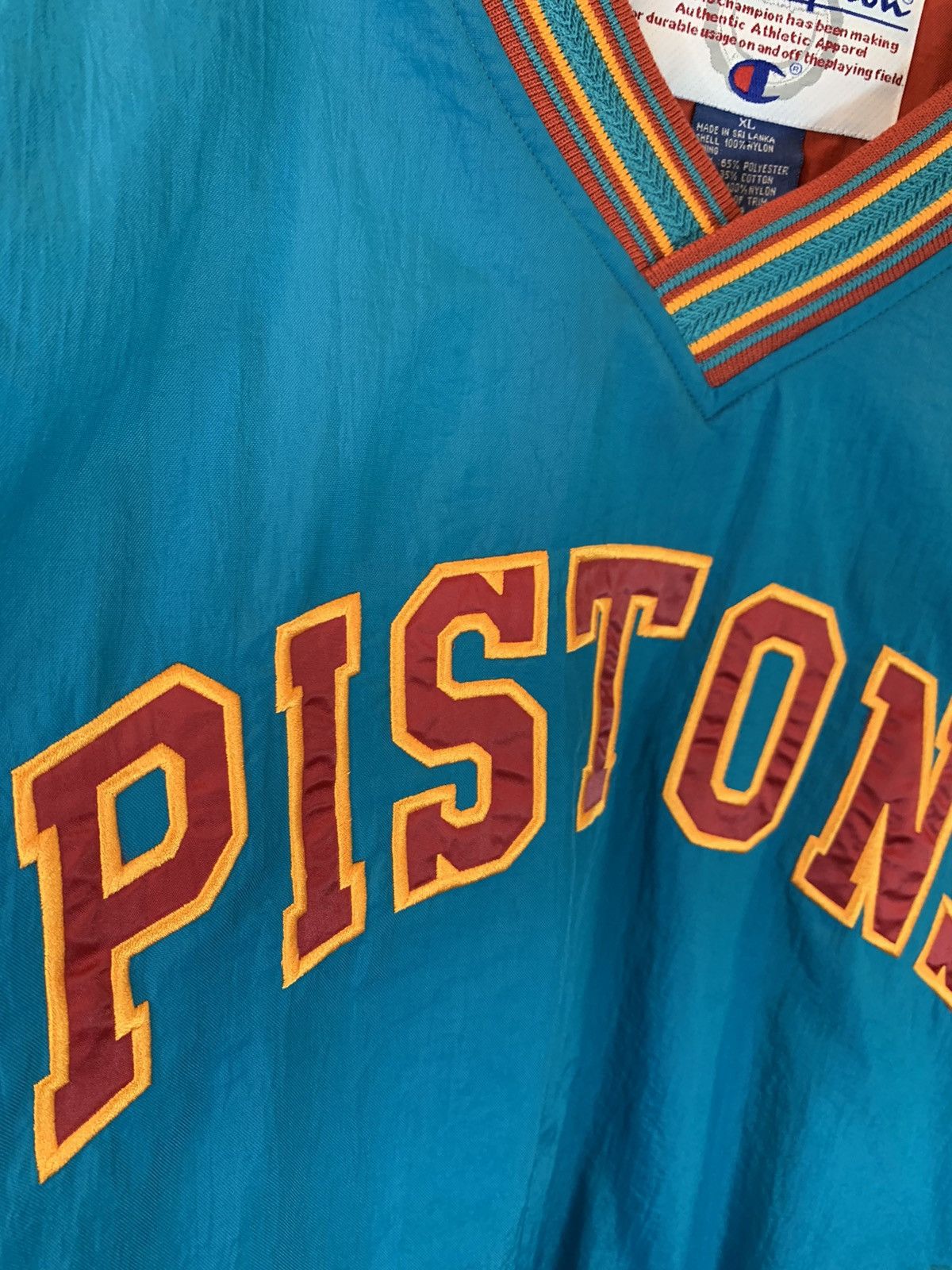 *RARE* Vintage Detroit Pistons Champion NBA Pullover Jacket