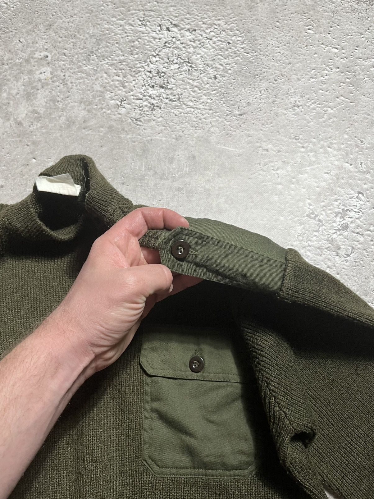 Other US Army Olive Green Wool Military Sweater Shoulder Patches Size US XXL / EU 58 / 5 - 8 Thumbnail
