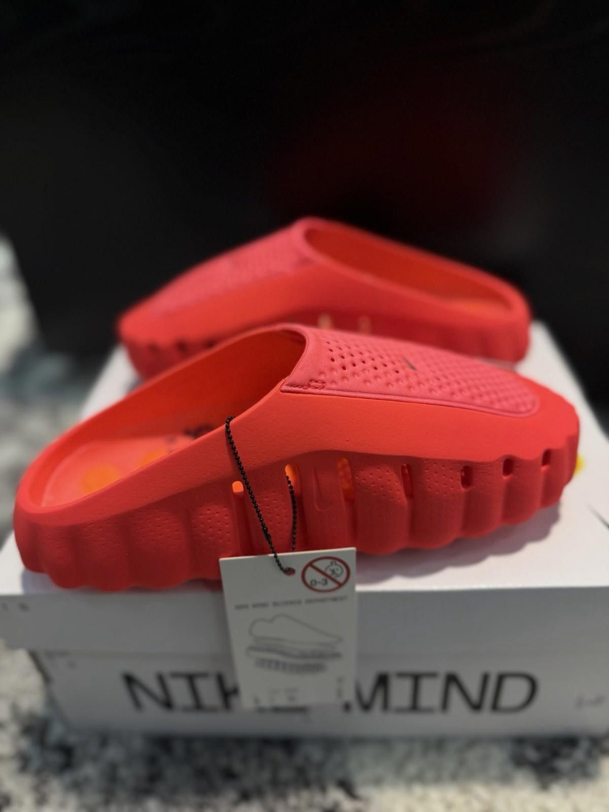 Nike Nike Mind 001 Solar Red Chrome Hyper HQ4307-600 Size 6 Size US 6 / EU 39 - 6 Thumbnail
