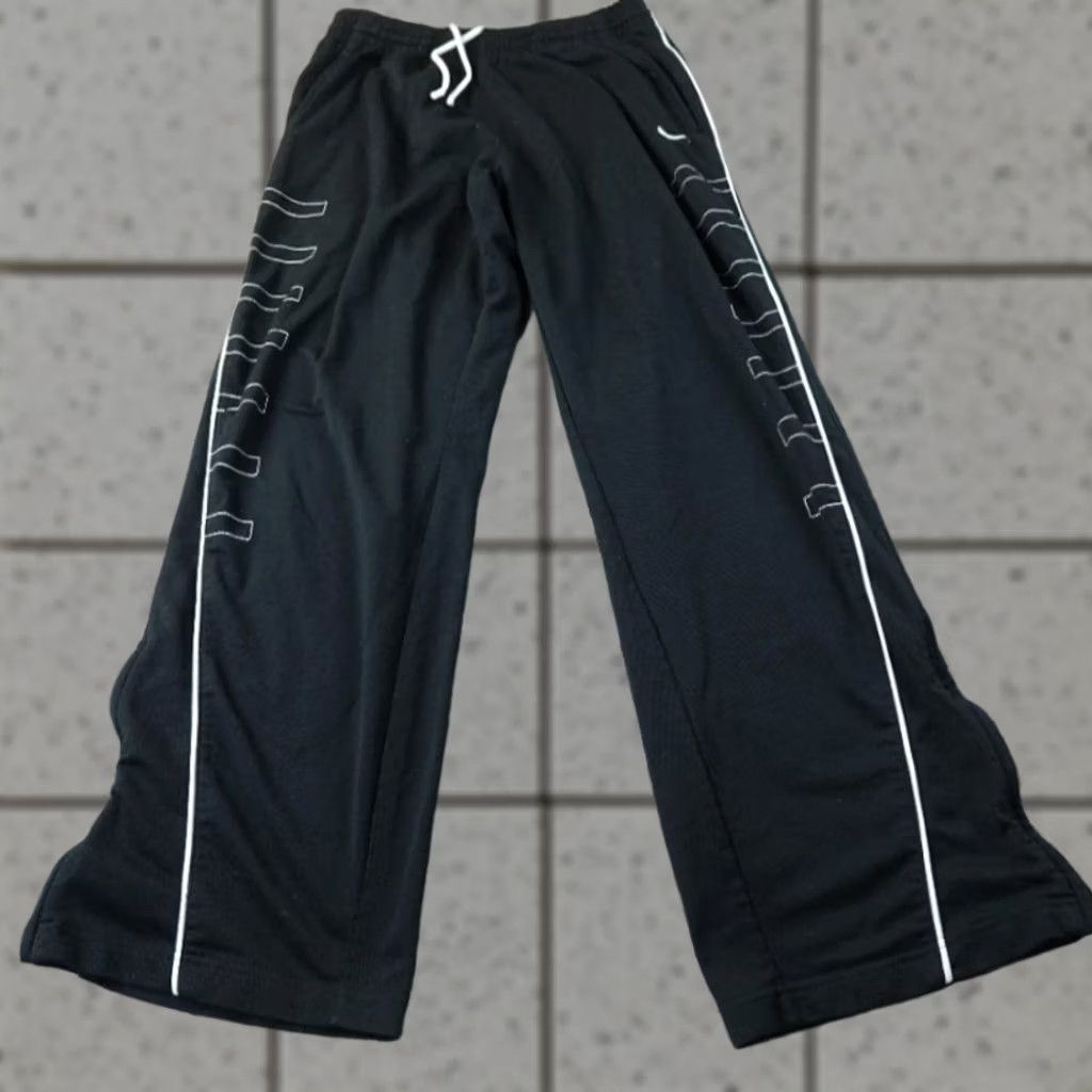 Nike VTG Nike Sweatpants Mens XL Black Baggy Drawstring Jogger Athletic Workout 90s Mens Size US 36 / EU 52 - 1 Thumbnail