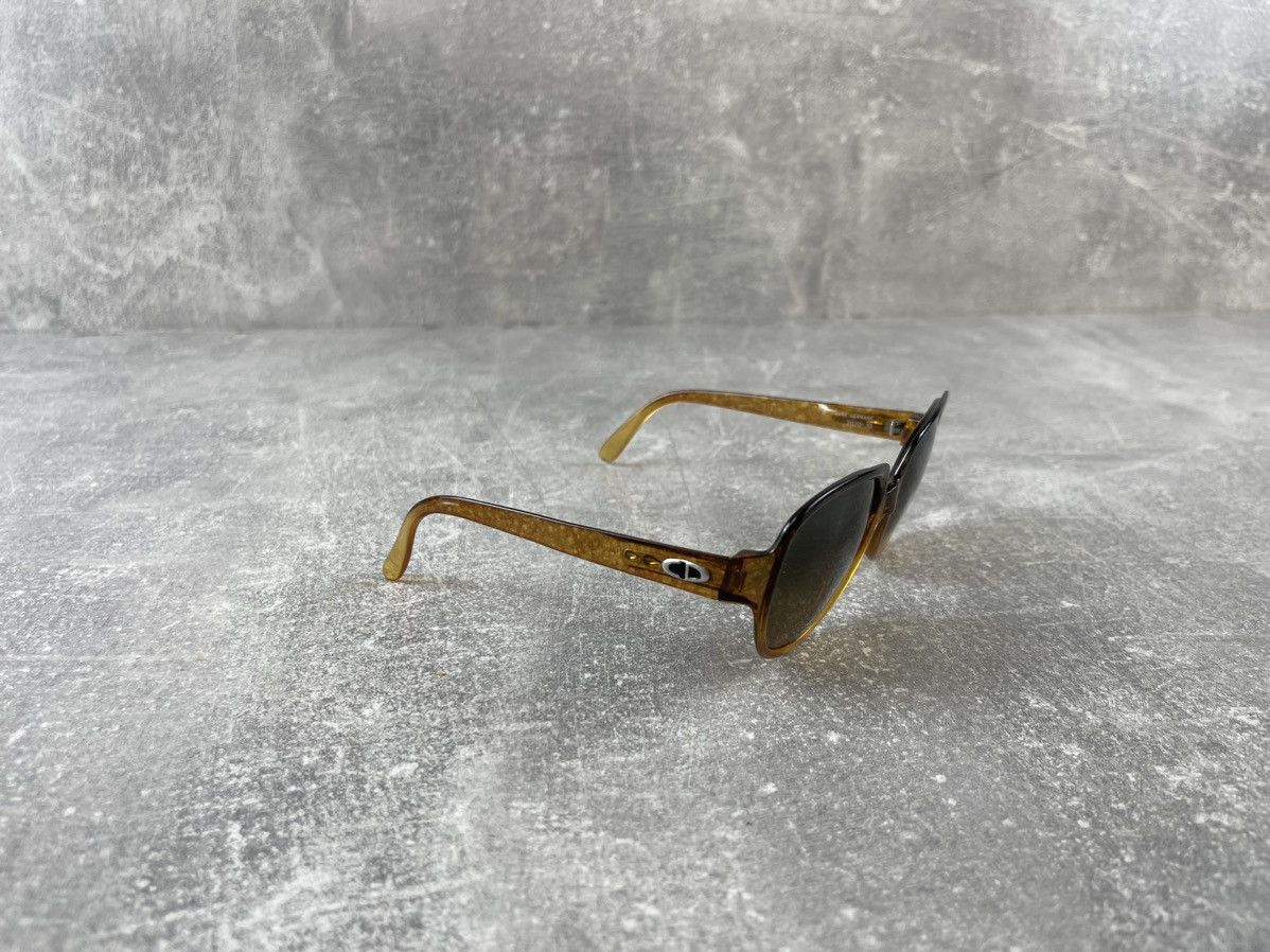Christian Dior Monsieur × Vintage 80s Christian Dior Sunglasses Tortoise Shell Gradient CDLogo Size ONE SIZE - 5 Thumbnail