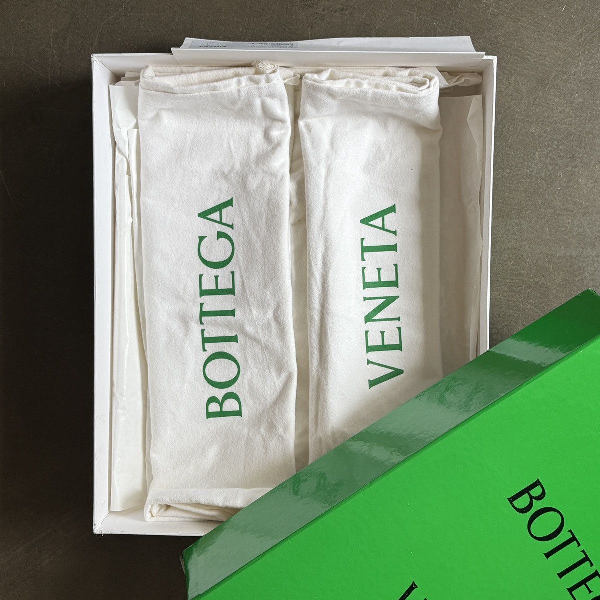Bottega Veneta Bottega Veneta Tire Chelsea Boots Size US 7 / IT 37 - 3 Thumbnail