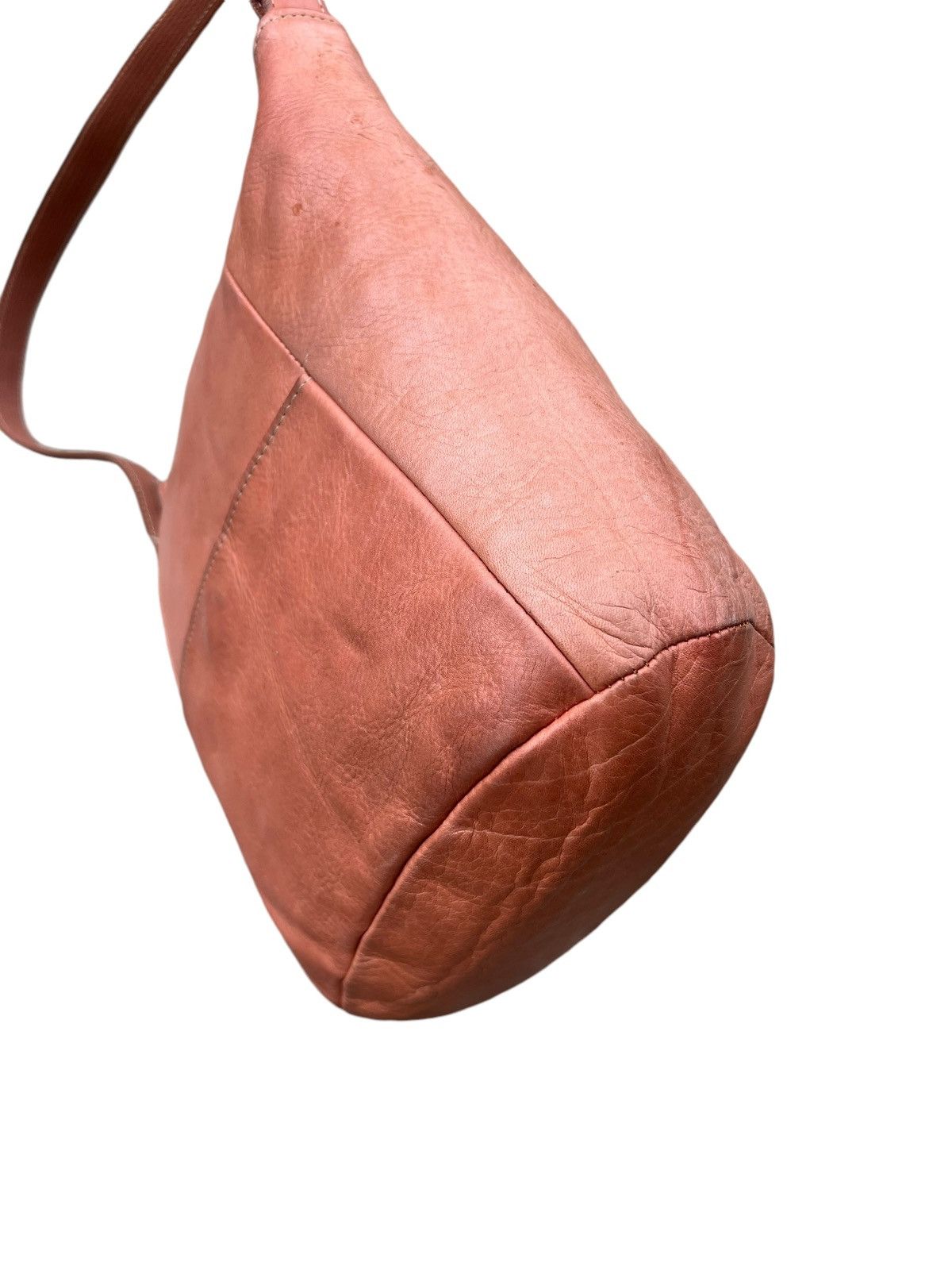 Leather Kissora Japan Muddy Patina Leather Sling Bag Size ONE SIZE - 17 Thumbnail