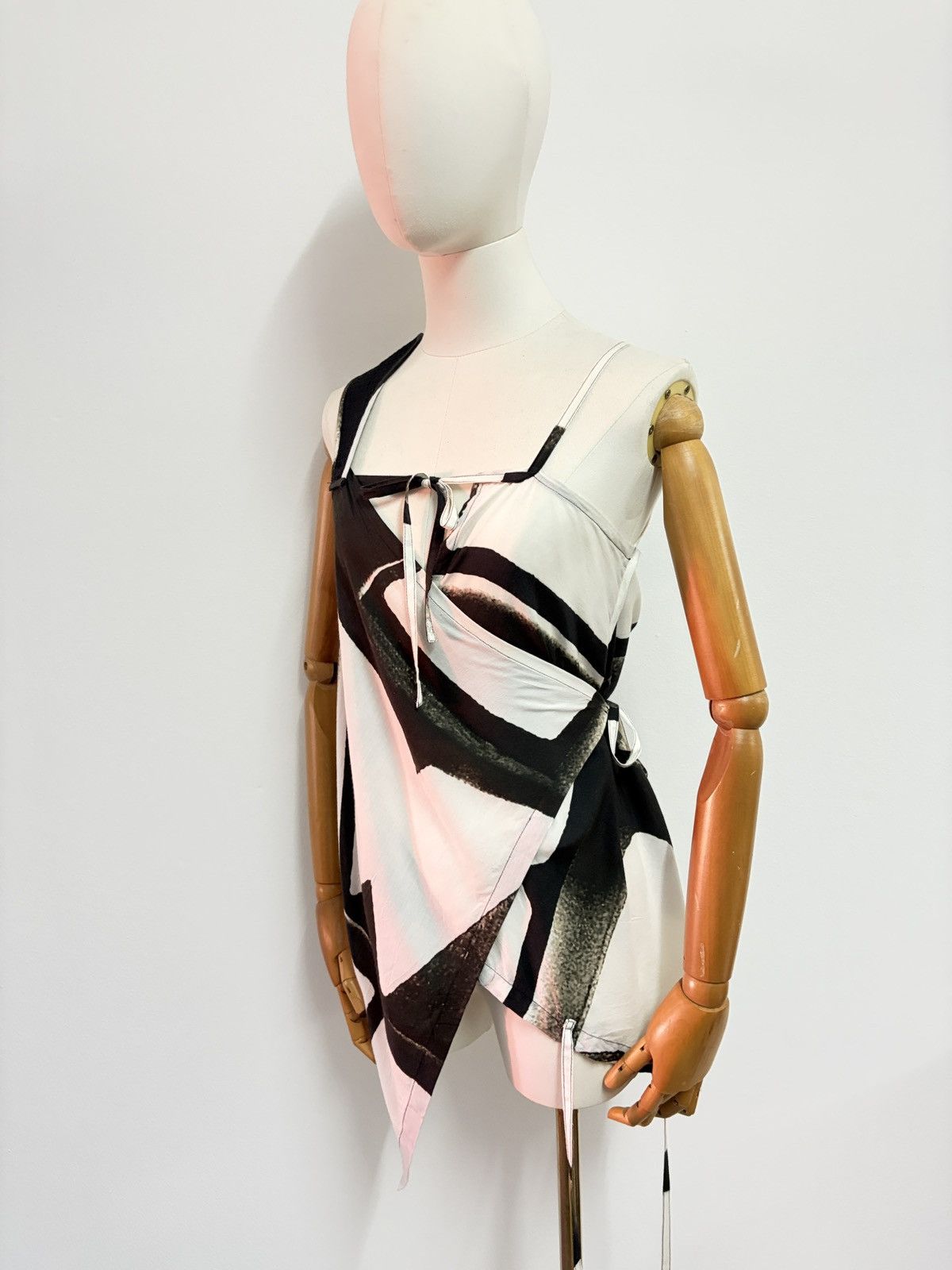 Ann Demeulemeester Ann Demeulemeester SS2011 abstract printed wrapped blouse Size XS / US 0-2 / IT 36-38 - 20 Thumbnail