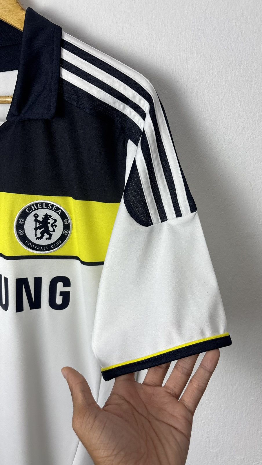 Adidas Chelsea 11/12 Away Size US M / EU 48-50 / 2 - 17 Thumbnail