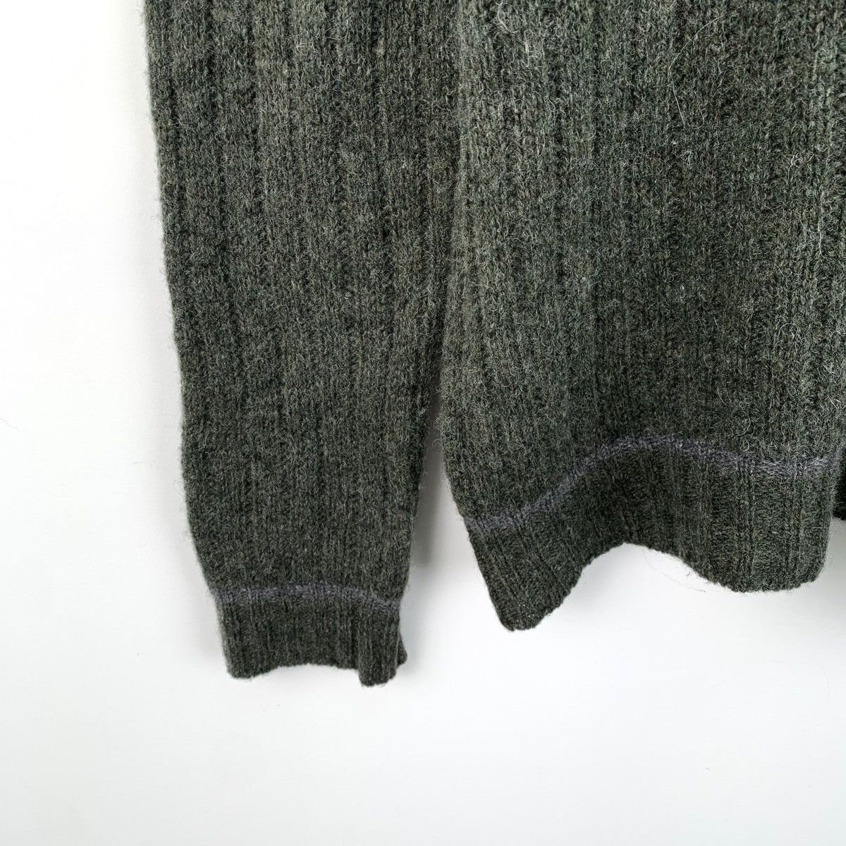 Moncler Moncler Grey Wool Crew Neck Long Sleeve Knit Sweater K26WX Size US XL / EU 56 / 4 - 4 Thumbnail