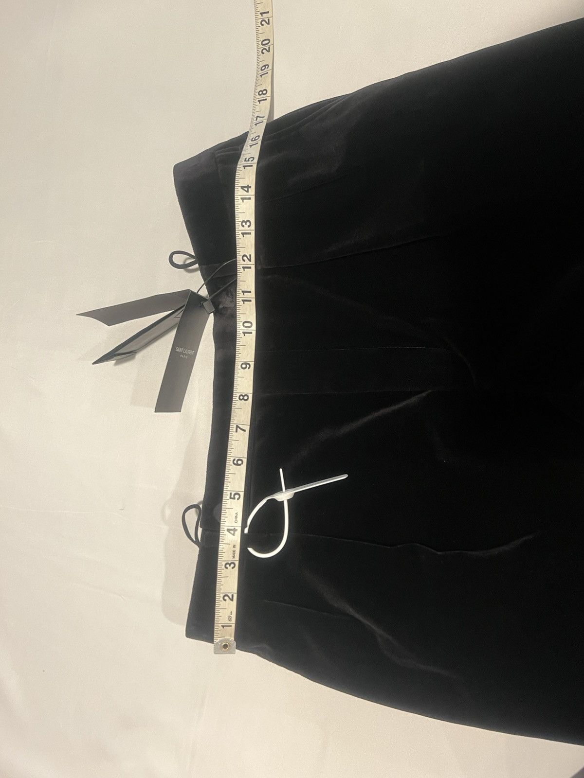 Saint Laurent Paris Saint Laurent velvet pants. 50/34 $1190 Size US 34 / EU 50 - 8 Thumbnail