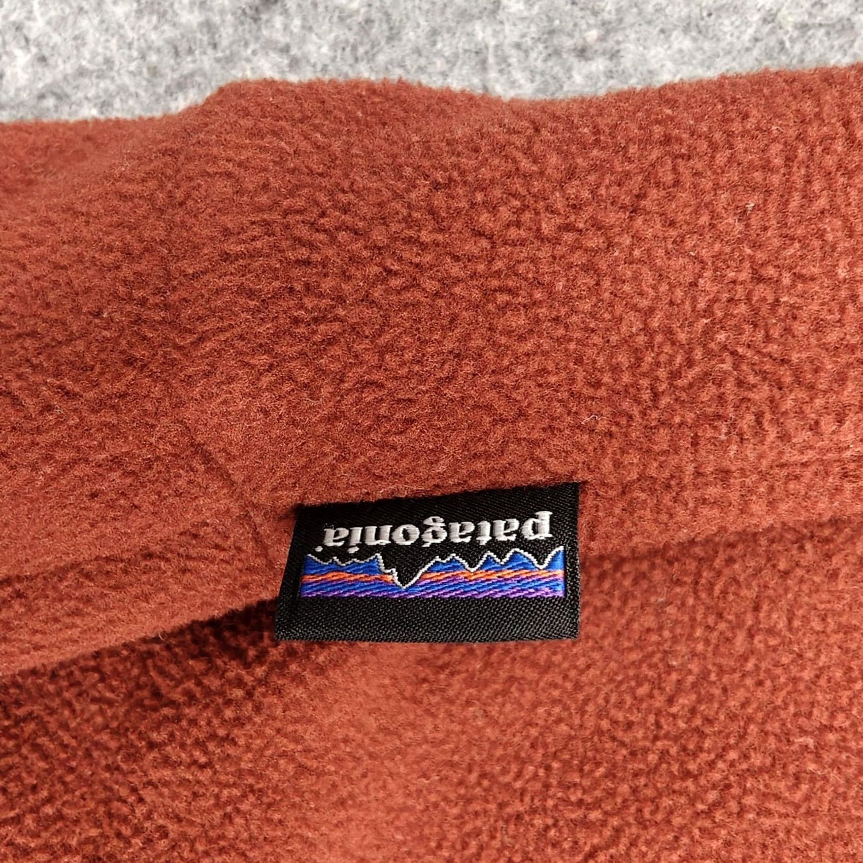 Patagonia Patagonia Sweatshirt Mens L Orange Fleece Crewneck Chest Pocket Raglan Size US L / EU 52-54 / 3 - 5 Thumbnail