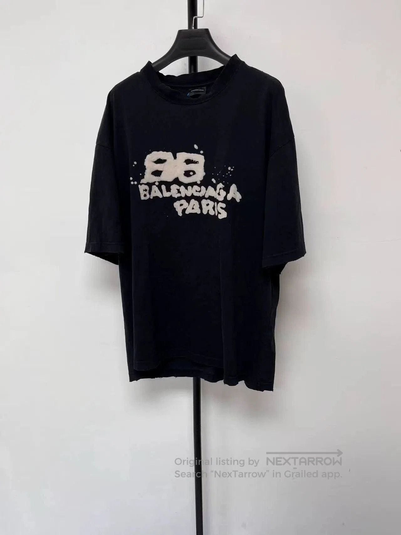Balenciaga Logo Print Crewneck Short Sleeve T-shirt.
