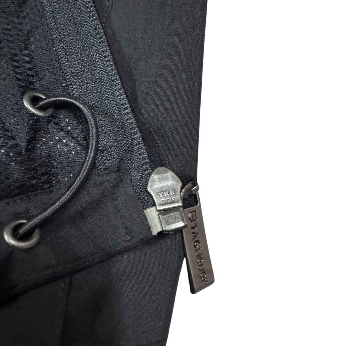 Tag Heuer Tag Heuer Gorpcore Softshell Waterproof Logo Jacket Size M / US 6-8 / IT 42-44 - 12 Thumbnail