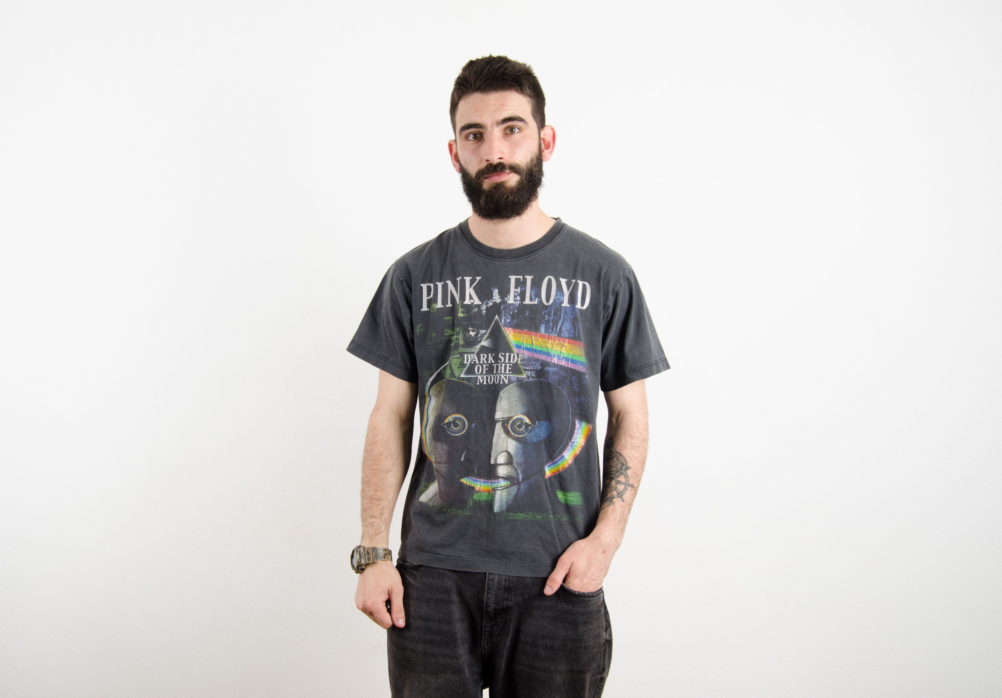 Pink Floyd Vintage Pink Floyd Dark Side of The Moon T Shirt Distressed Size US M / EU 48-50 / 2 - 1 Thumbnail