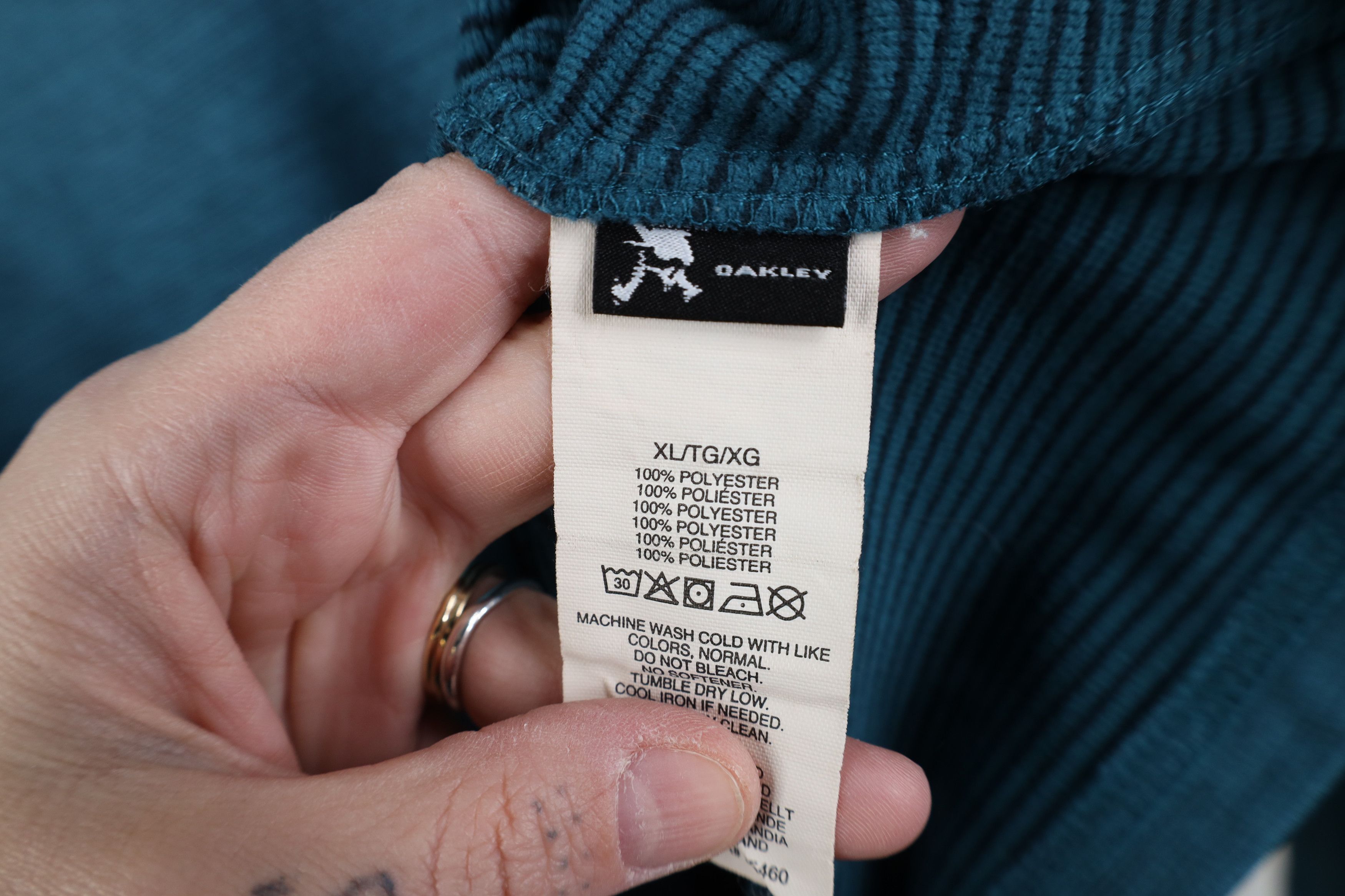 Oakley Vintage Y2K Oakley 1/4 Half Zip Pullover Brushed Sweater Size US XL / EU 56 / 4 - 9 Thumbnail