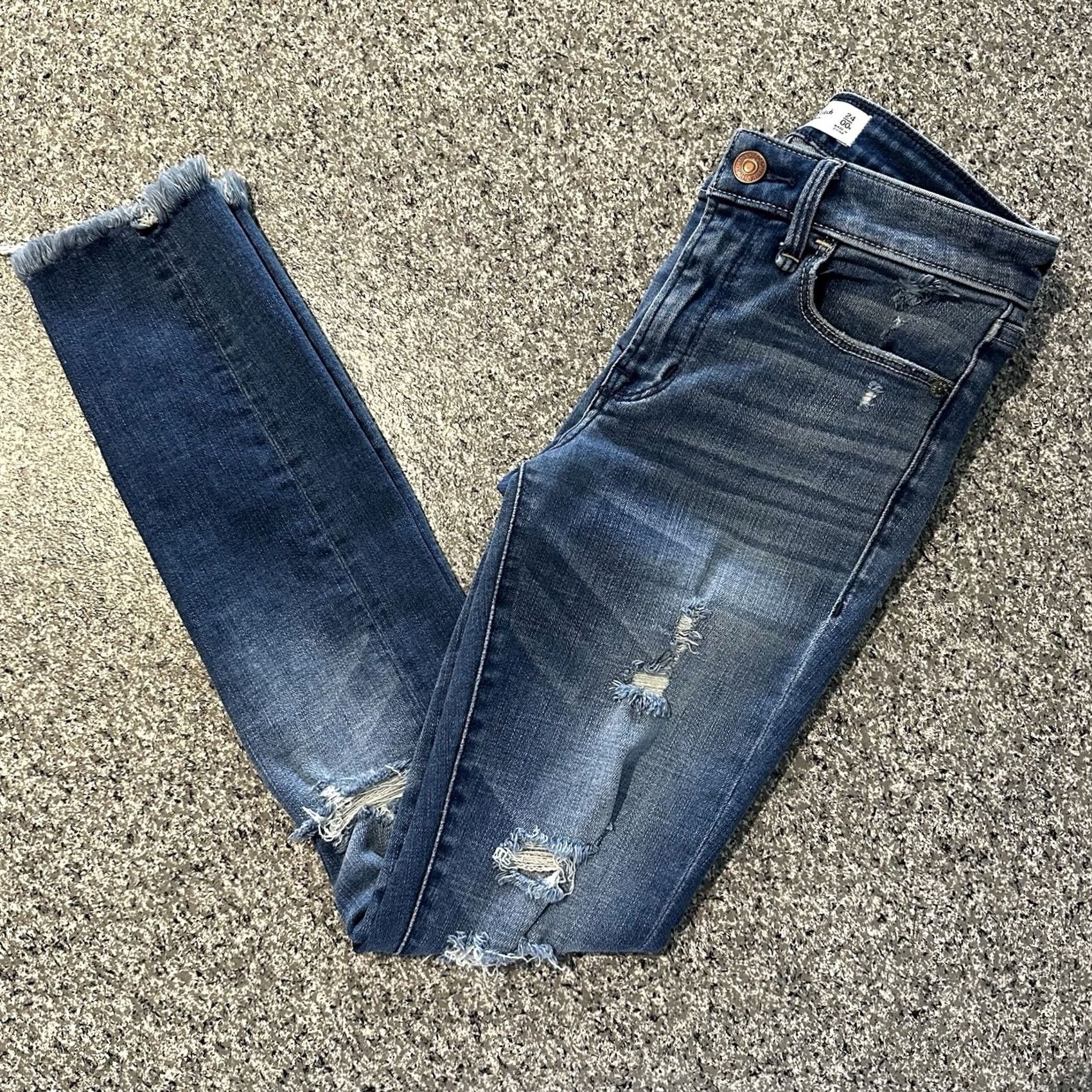 Abercrombie & Fitch Abercrombie & Fitch Jeans Womens 24 Skinny Mid Rise Distressed Blue Den im Size 28" / US 6 / IT 42 - 2 Thumbnail