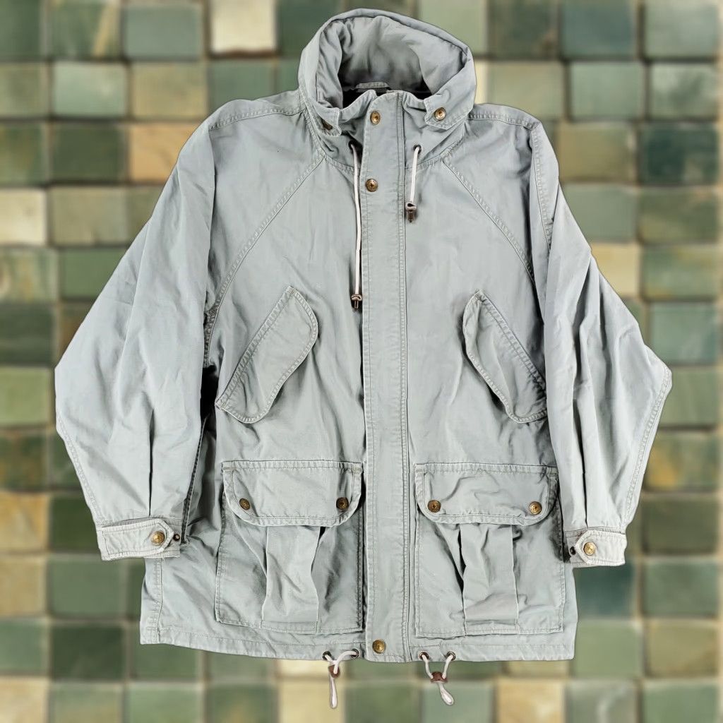 Banana Republic VINTAGE Banana Republic 80s 90s Travel Hooded Bomber Jacket Light Gray Mens L Size US L / EU 52-54 / 3 - 1 Thumbnail