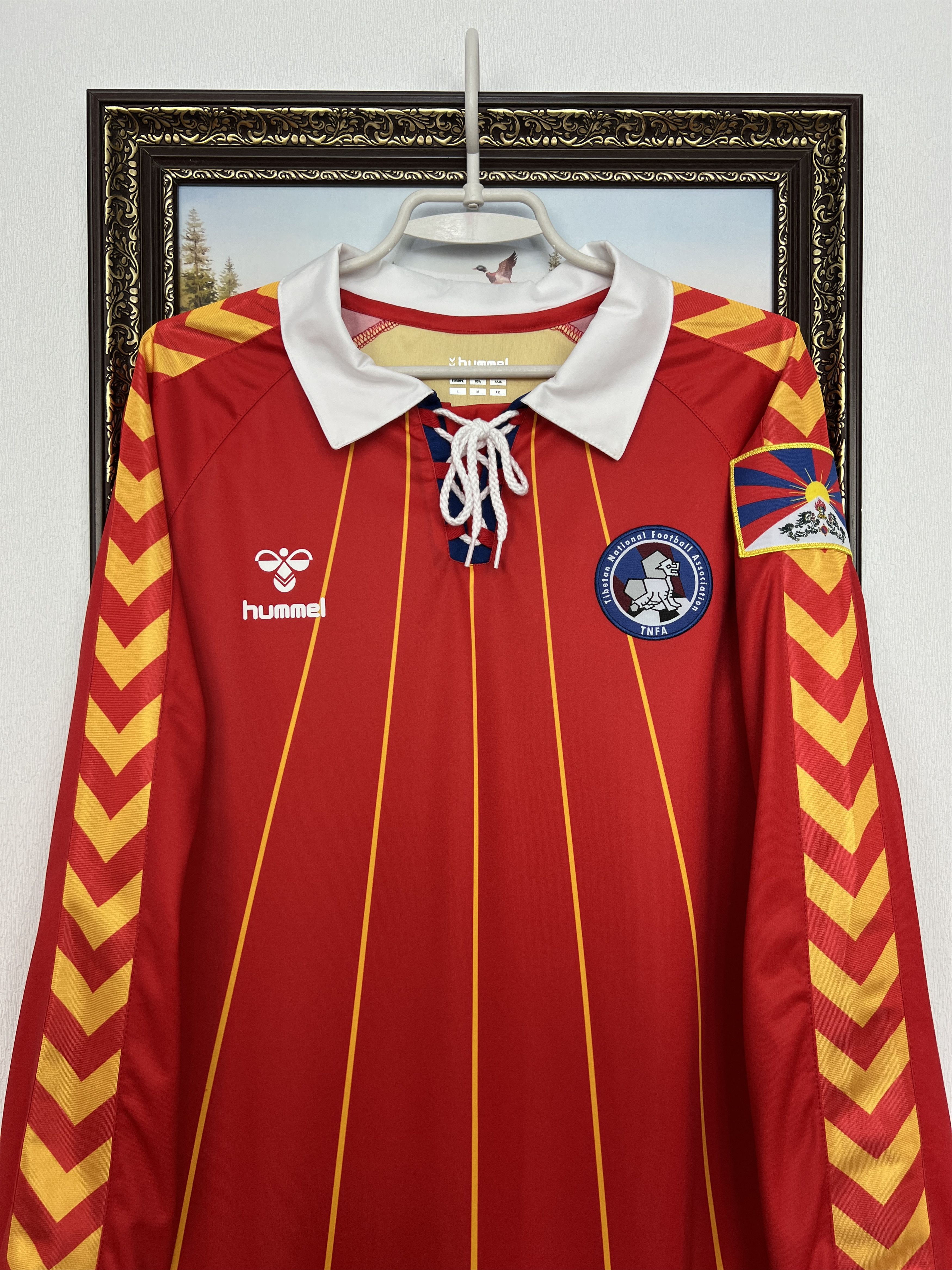 Hummel Tibet Home football shirt 2006 Long Sleeve Jersey Hummel Size US M / EU 48-50 / 2 - 2 Thumbnail