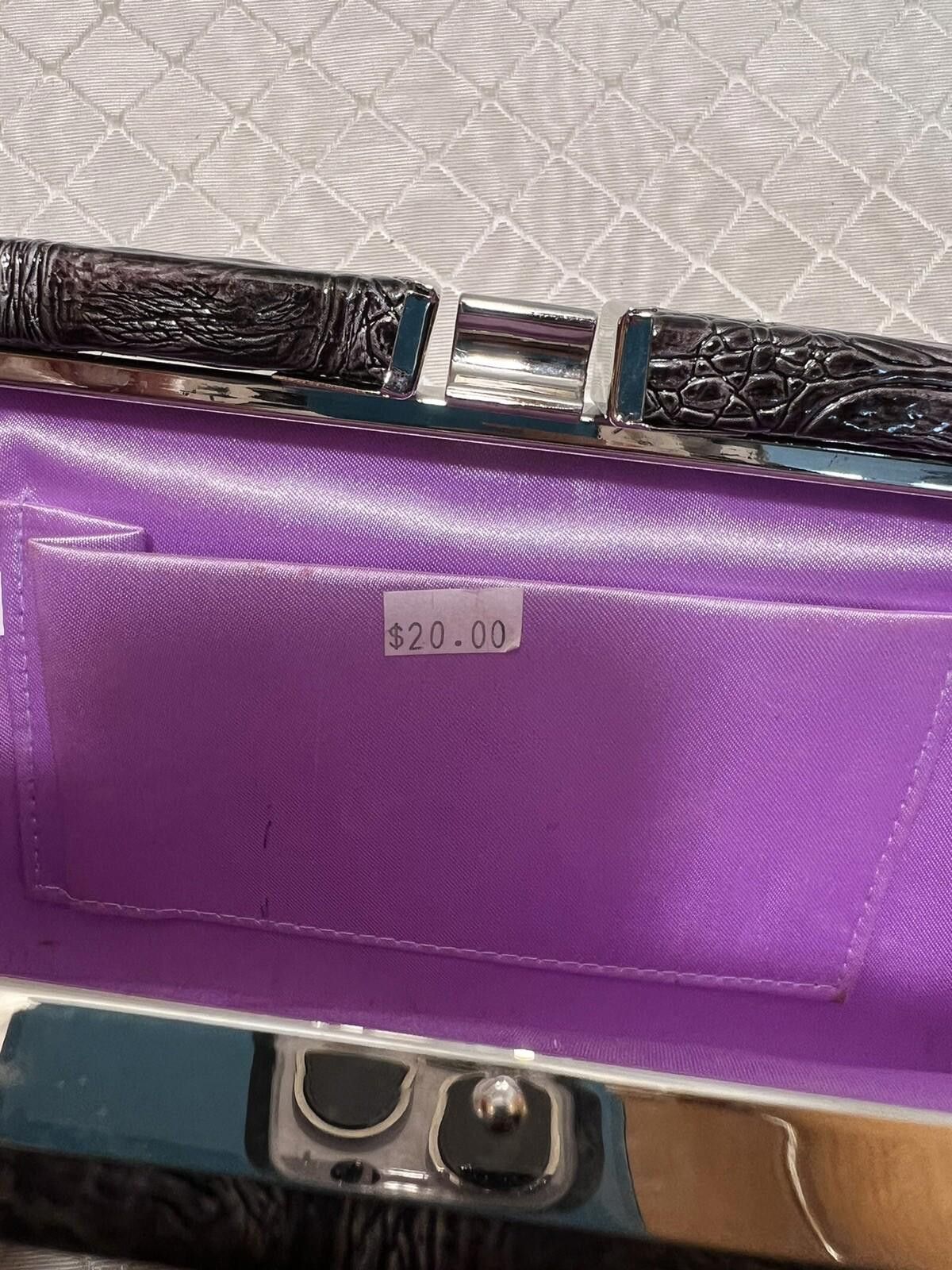 The Unbranded Brand Women’s Lightweight Snake Skin Design Snap Clutch Purse Size ONE SIZE - 4 Thumbnail