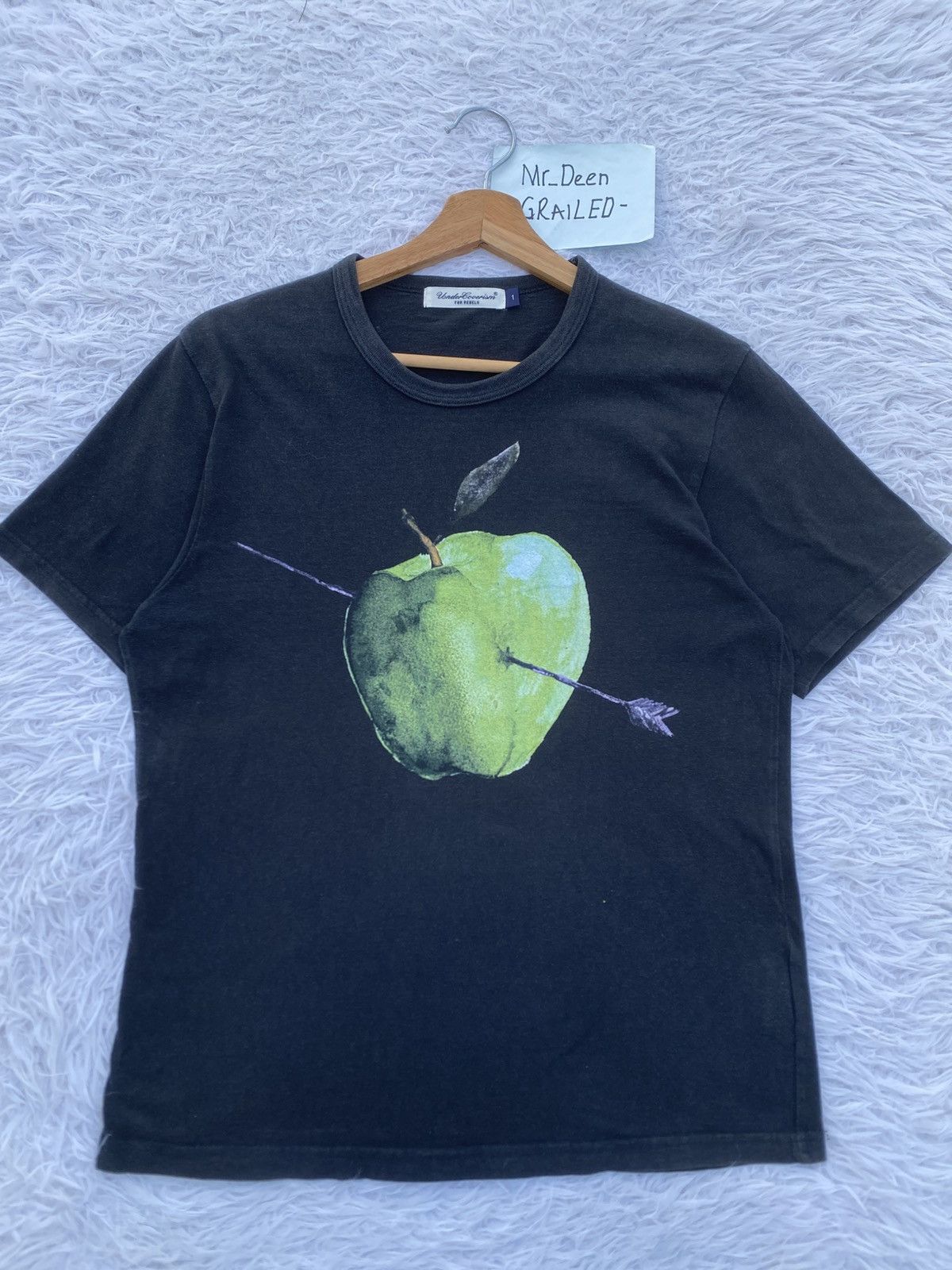 Undercover Rare Vintage Undercover Target Green Apple Tshirt Size US S / EU 44-46 / 1 - 5 Thumbnail