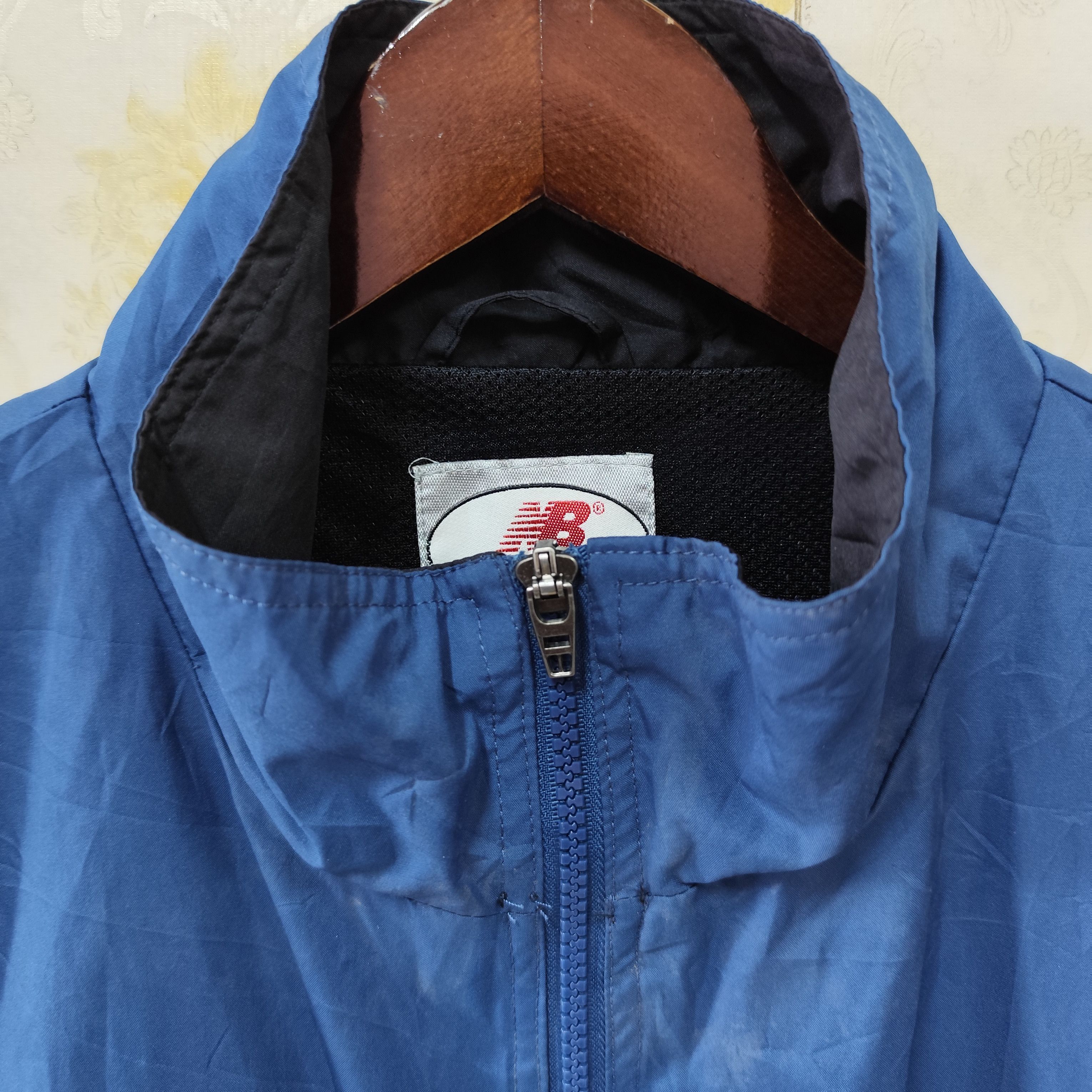 New Balance × Vintage VINTAGE NEW BALANCE VESTS Size US L / EU 52-54 / 3 - 5 Thumbnail