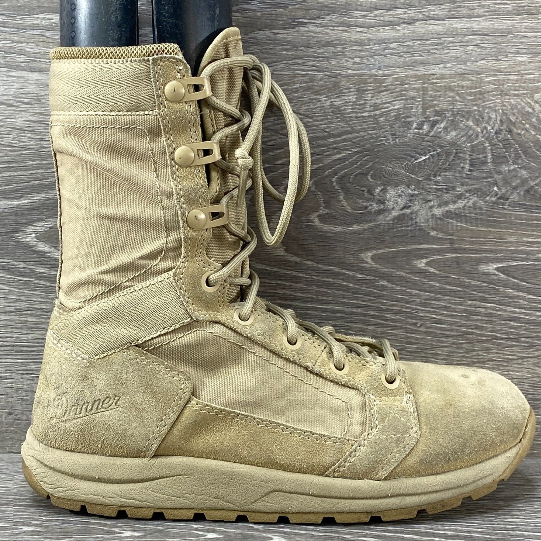 Danner Danner Tachyon 8" Military Tactical Boots Combat Mens 5 EE Tan Leather Suede Coyote Shoes Size US 5 / EU 37 - 2 Thumbnail