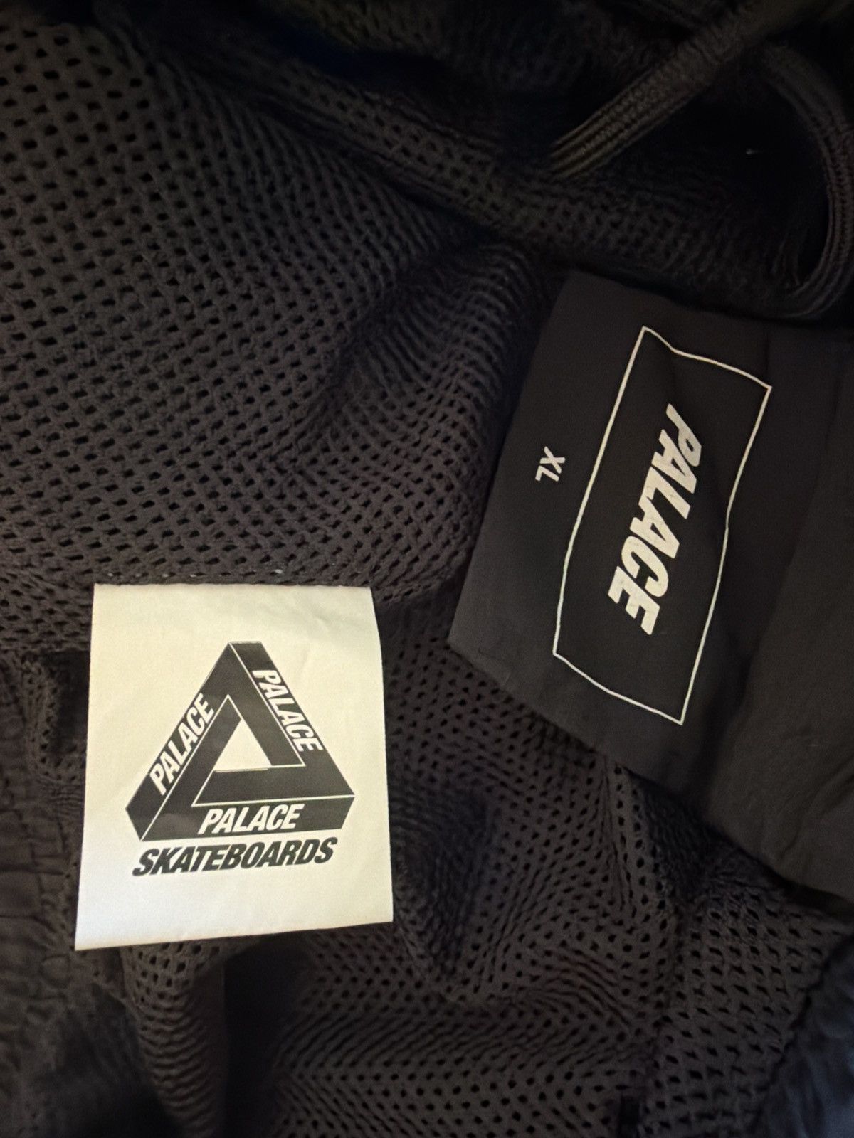 Palace XL Palace Aslan Shell Shorts Size US 34 / EU 50 - 3 Thumbnail