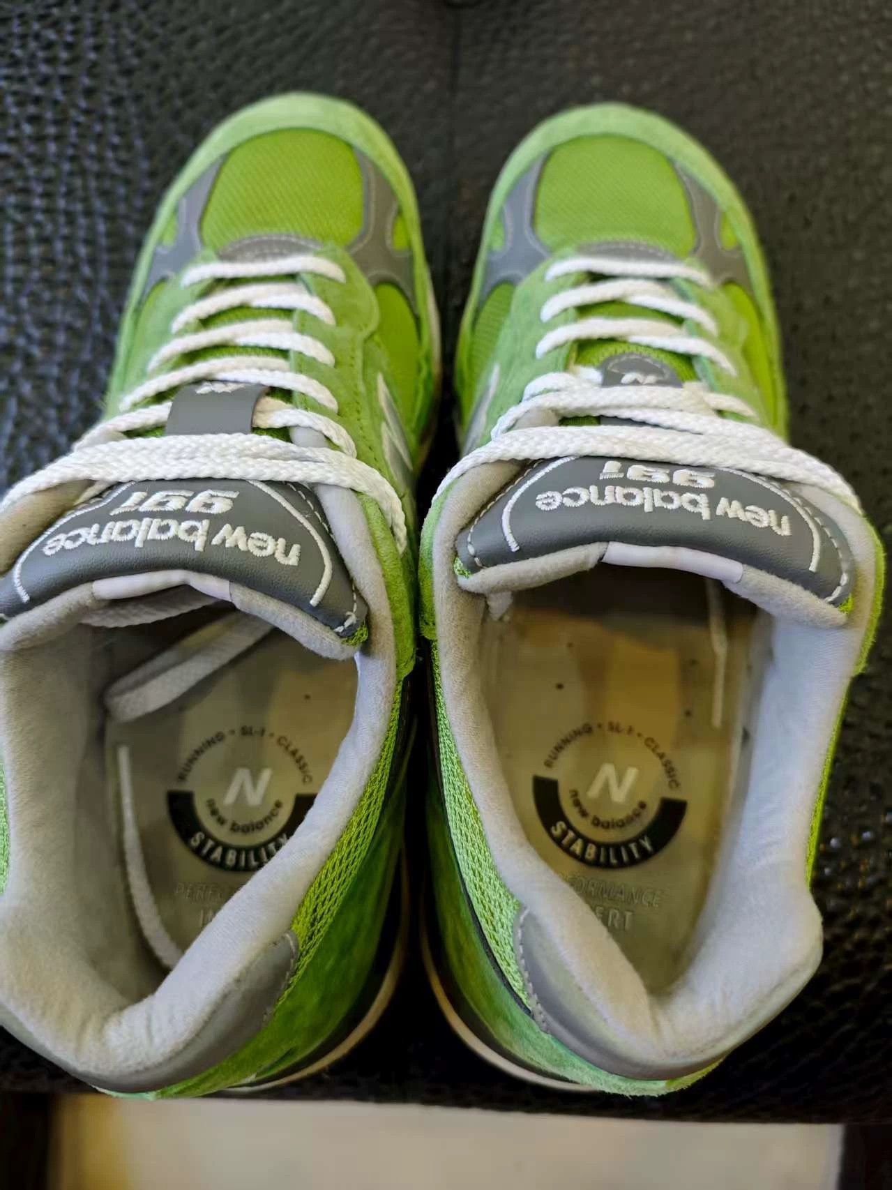 New Balance New Balance 991 Men's Green UK-Made Low-Top Running Shoes Size US 10 / EU 43 - 5 Thumbnail