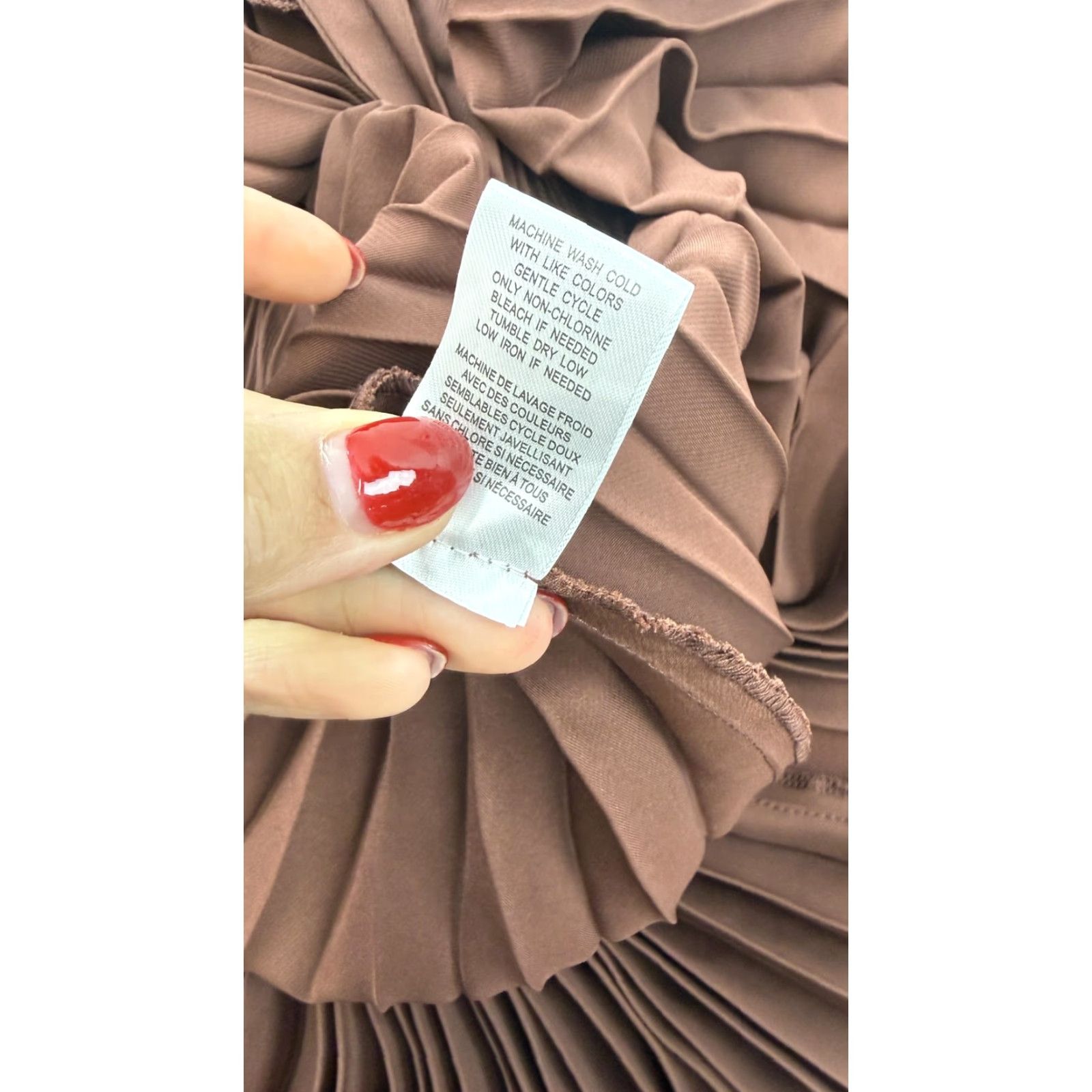 Vintage DR2 Skirt Womens Small Brown Pleated Midi Elastic Waist Pull On Polyester Size 28" / US 6 / IT 42 - 7 Thumbnail