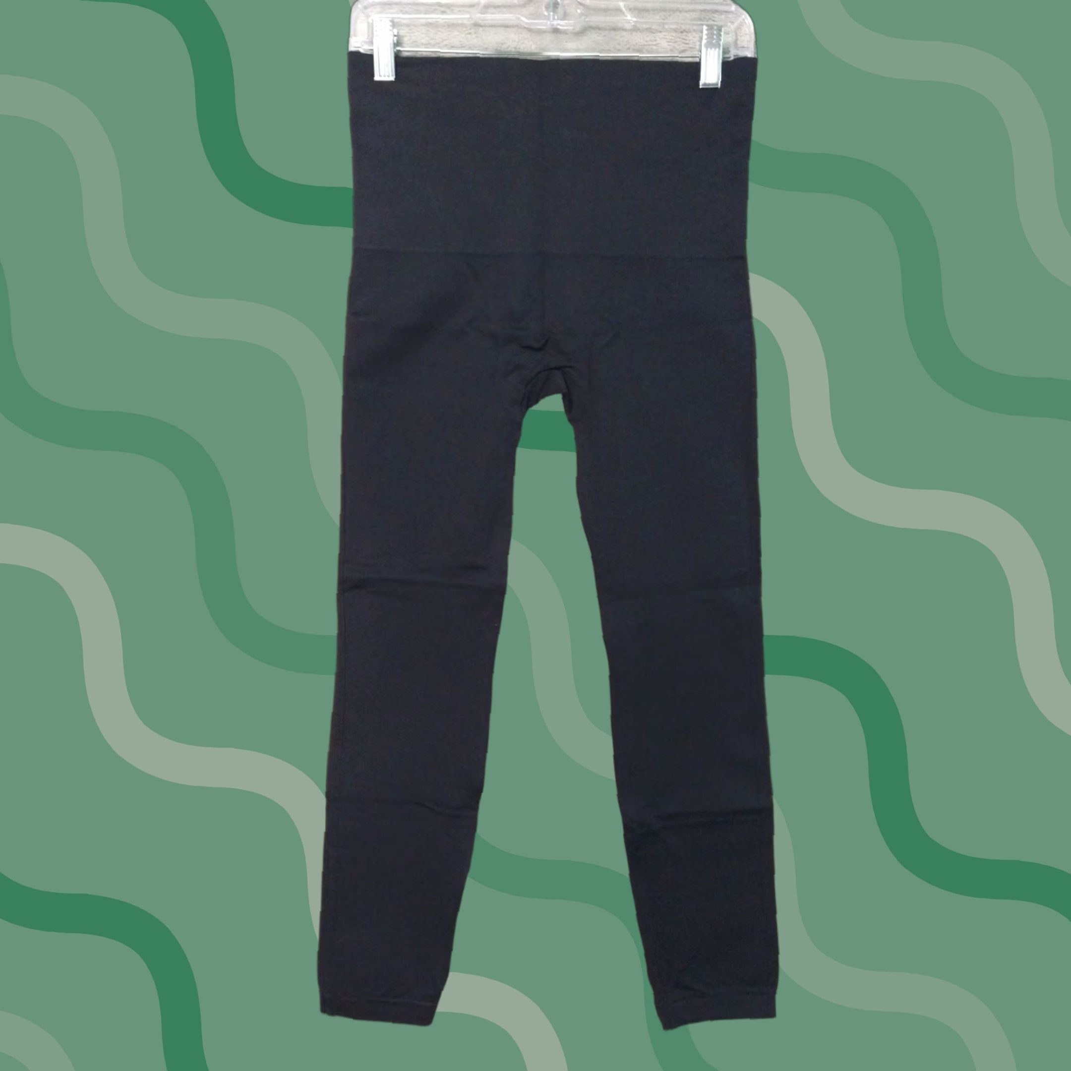 Spanx Spanx Leggings Womens 1X Plus Black Active Stretch Ankle Mid Rise Size 40" / US 18 - 1 Thumbnail