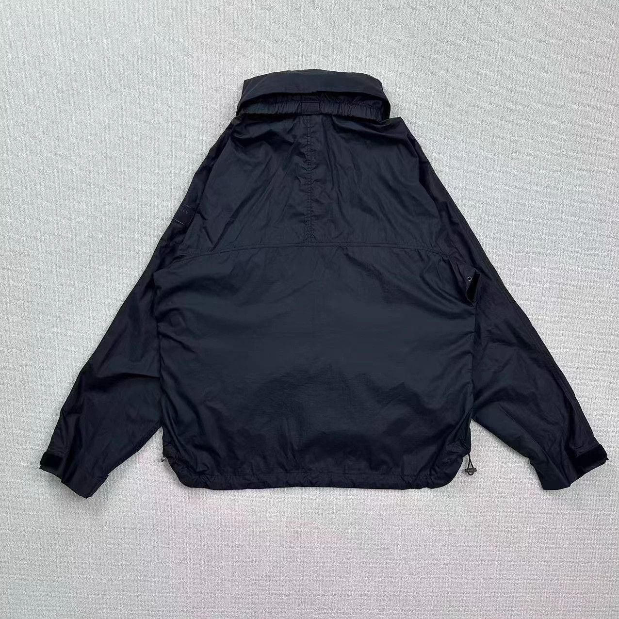 Burberry BURBERRY men's logo armband shell jacket 50 EU Size US M / EU 48-50 / 2 - 2 Thumbnail