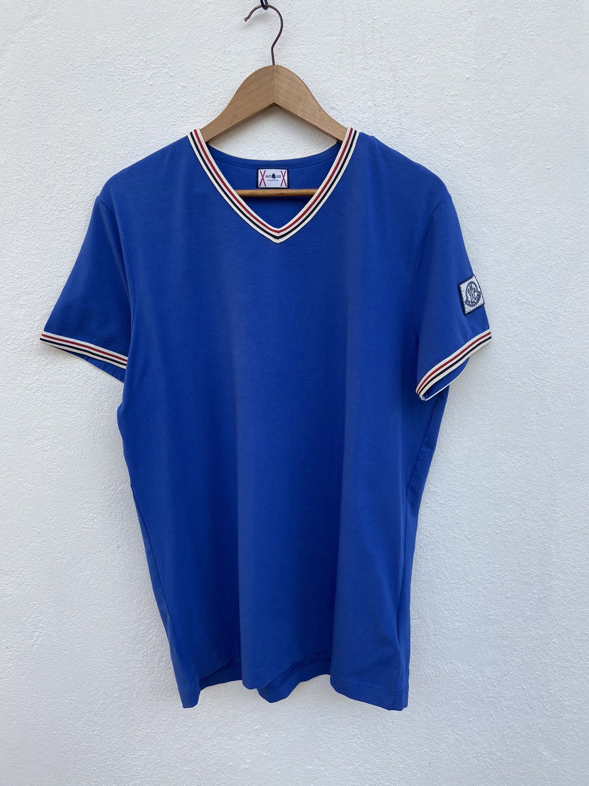 Moncler 🔥 Moncler t shirt Moncler Gamme Bleu tee Size US M / EU 48-50 / 2 - 3 Thumbnail